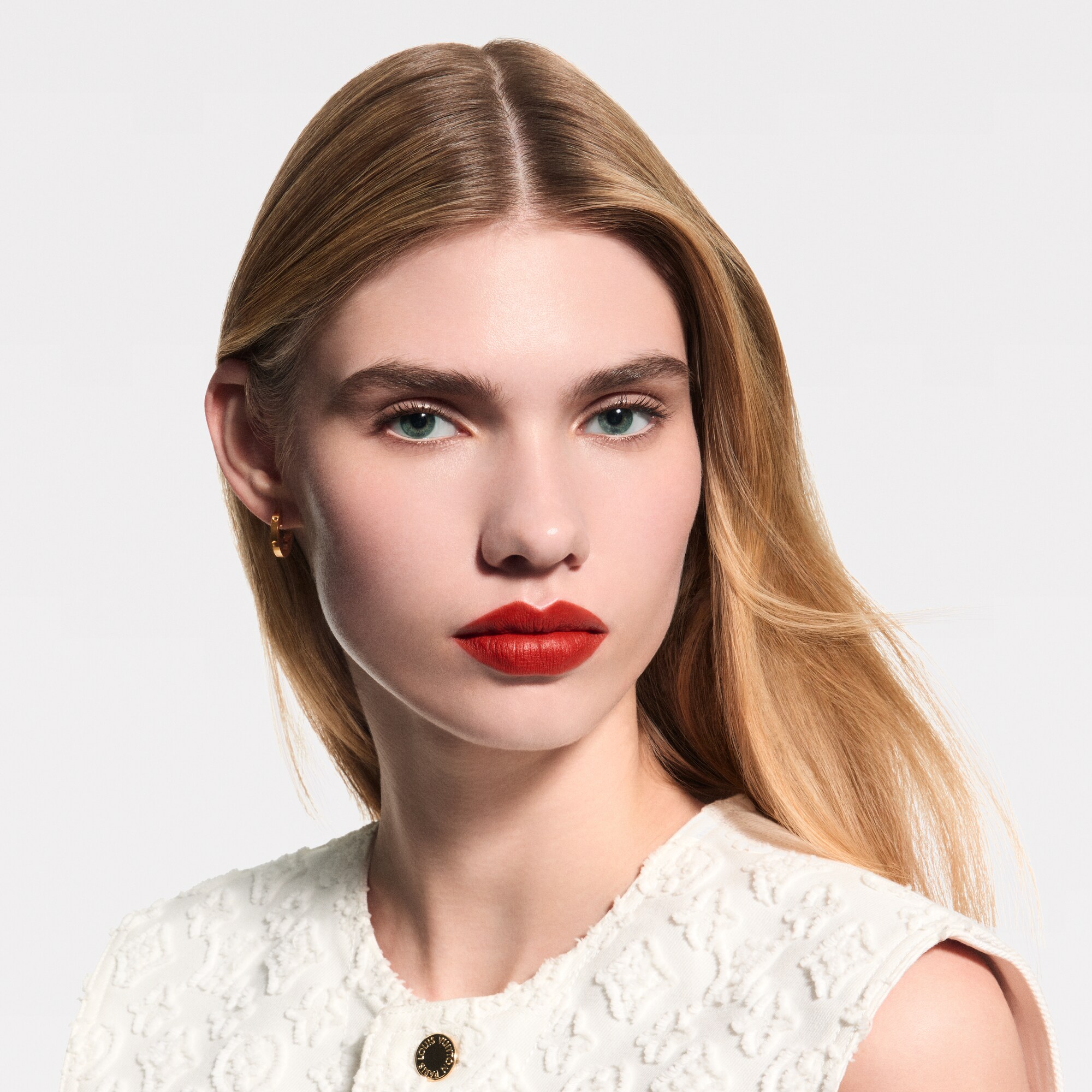  립 } LV 루즈 - 매트 립스틱 리필 | 루이비통 공식 온라인 스토어® (크게 보기)