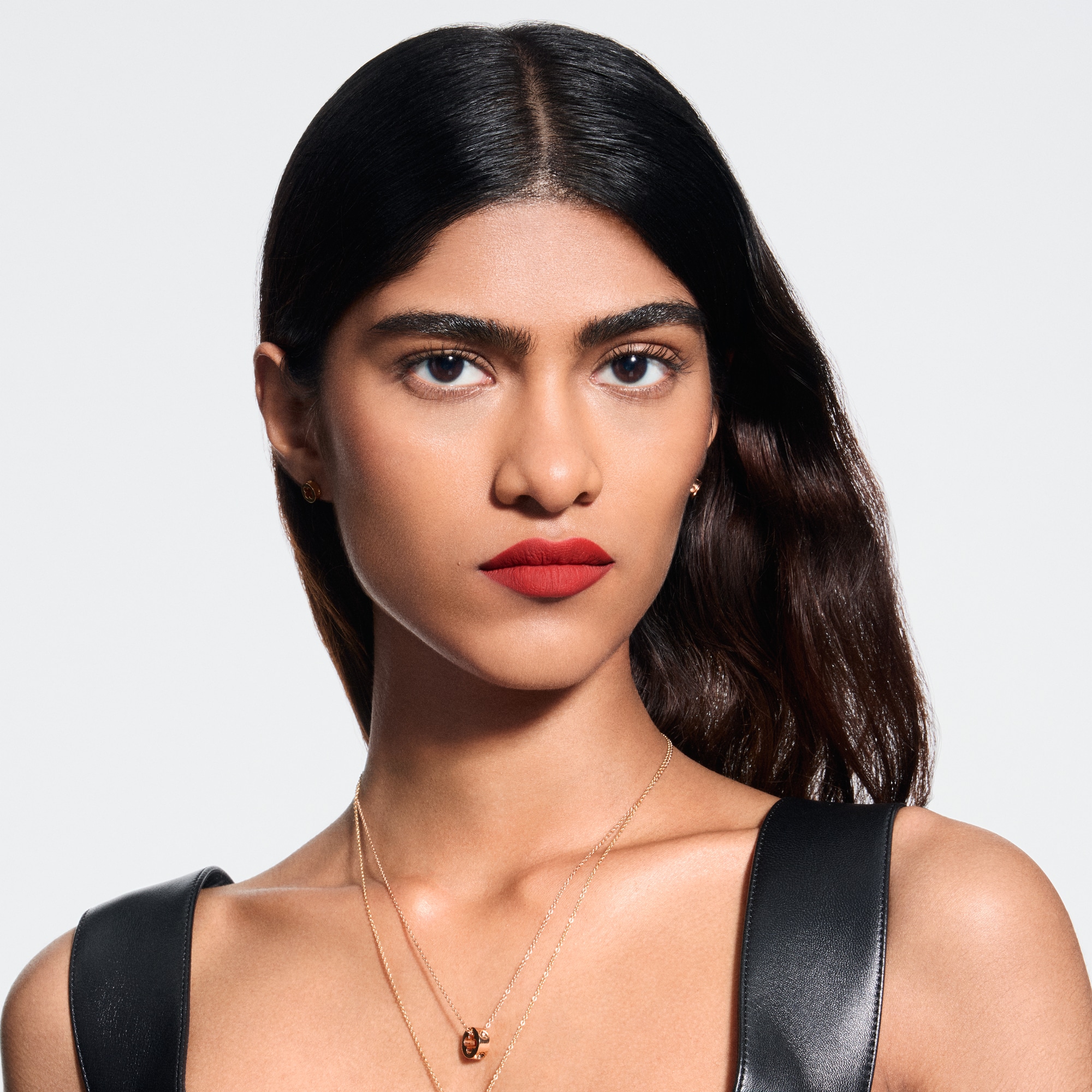  립 } LV 루즈 - 매트 립스틱 리필 | 루이비통 공식 온라인 스토어® (크게 보기)