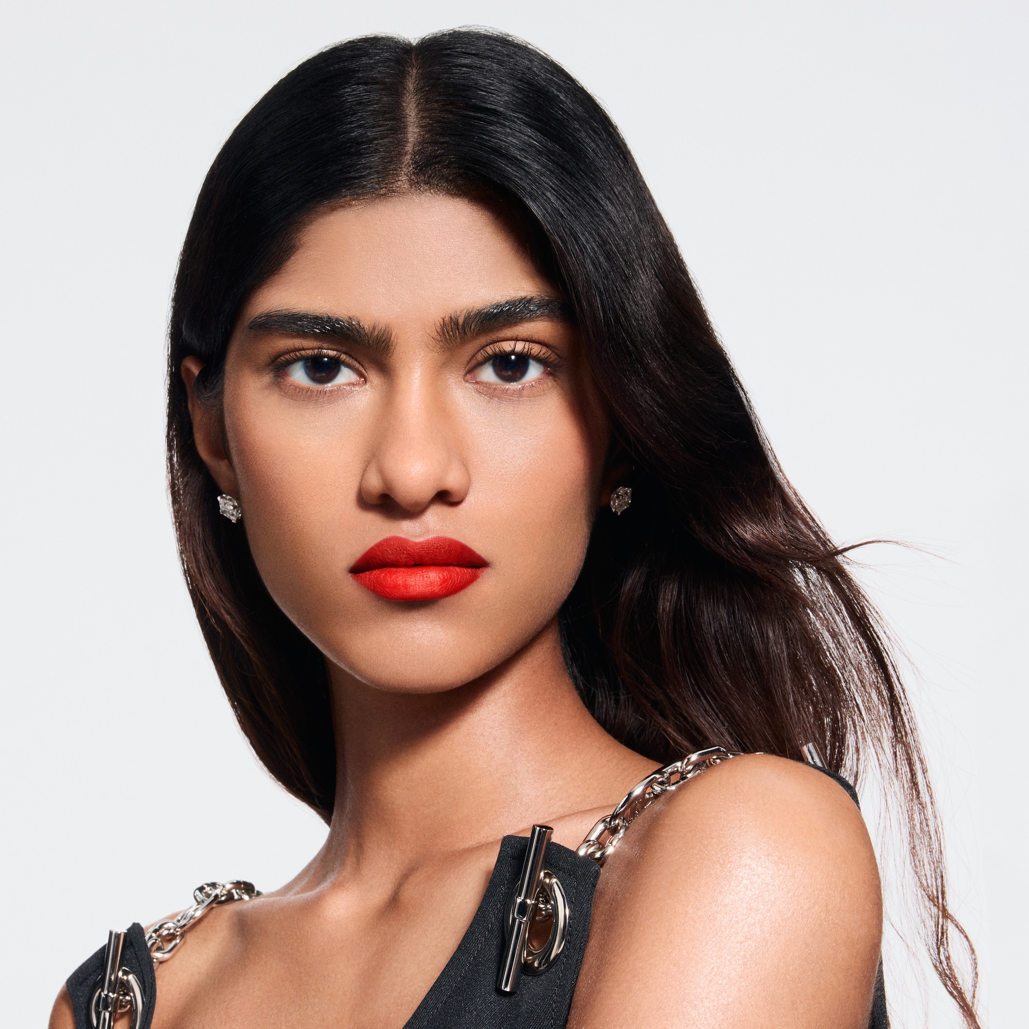  립 } LV 루즈 - 매트 립스틱 리필 | 루이비통 공식 온라인 스토어® (크게 보기)