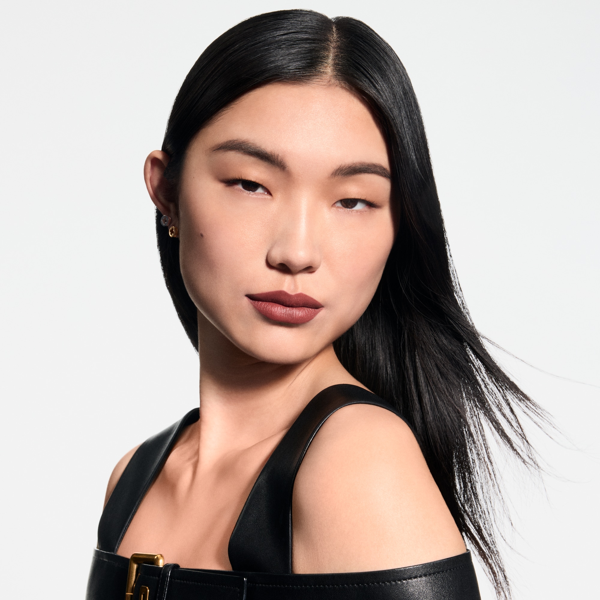  립 } LV 루즈 - 매트 립스틱 리필 | 루이비통 공식 온라인 스토어® (크게 보기)