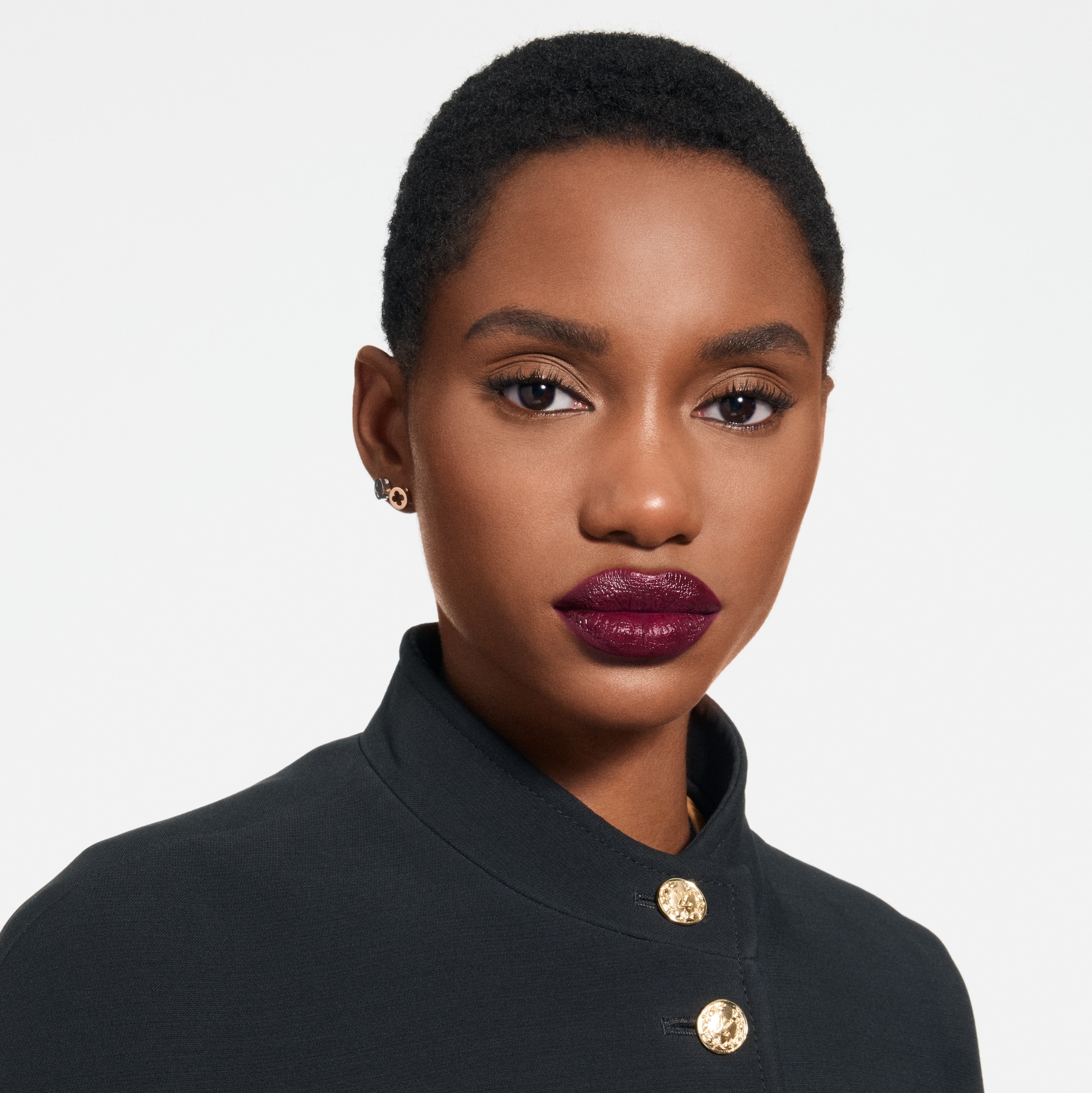  립 } LV 루즈 - 새틴 립스틱 리필 | 루이비통 공식 온라인 스토어® (크게 보기)