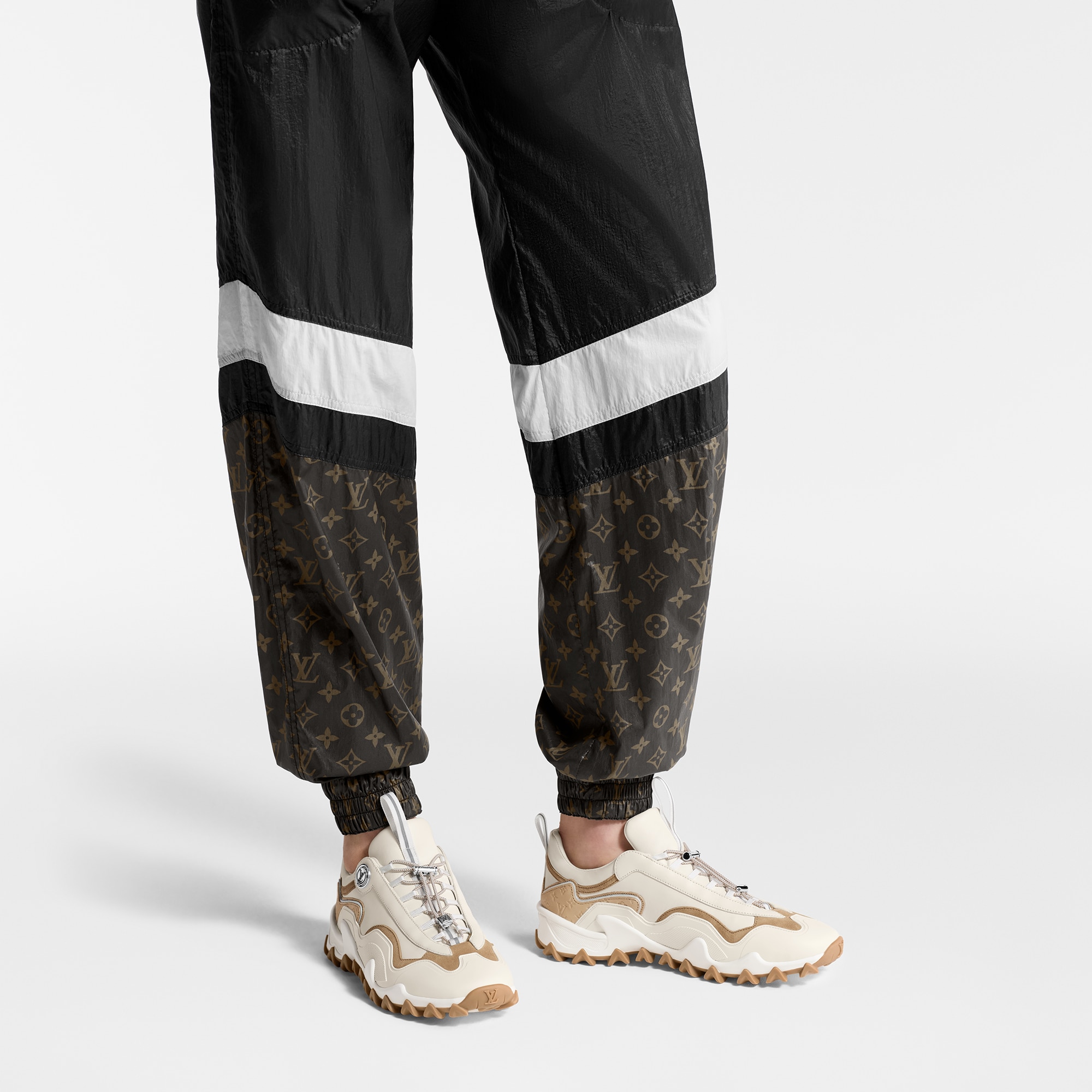  슈즈 스니커즈 LV 러시 스니커즈 | 루이비통 공식 온라인 스토어® (크게 보기)