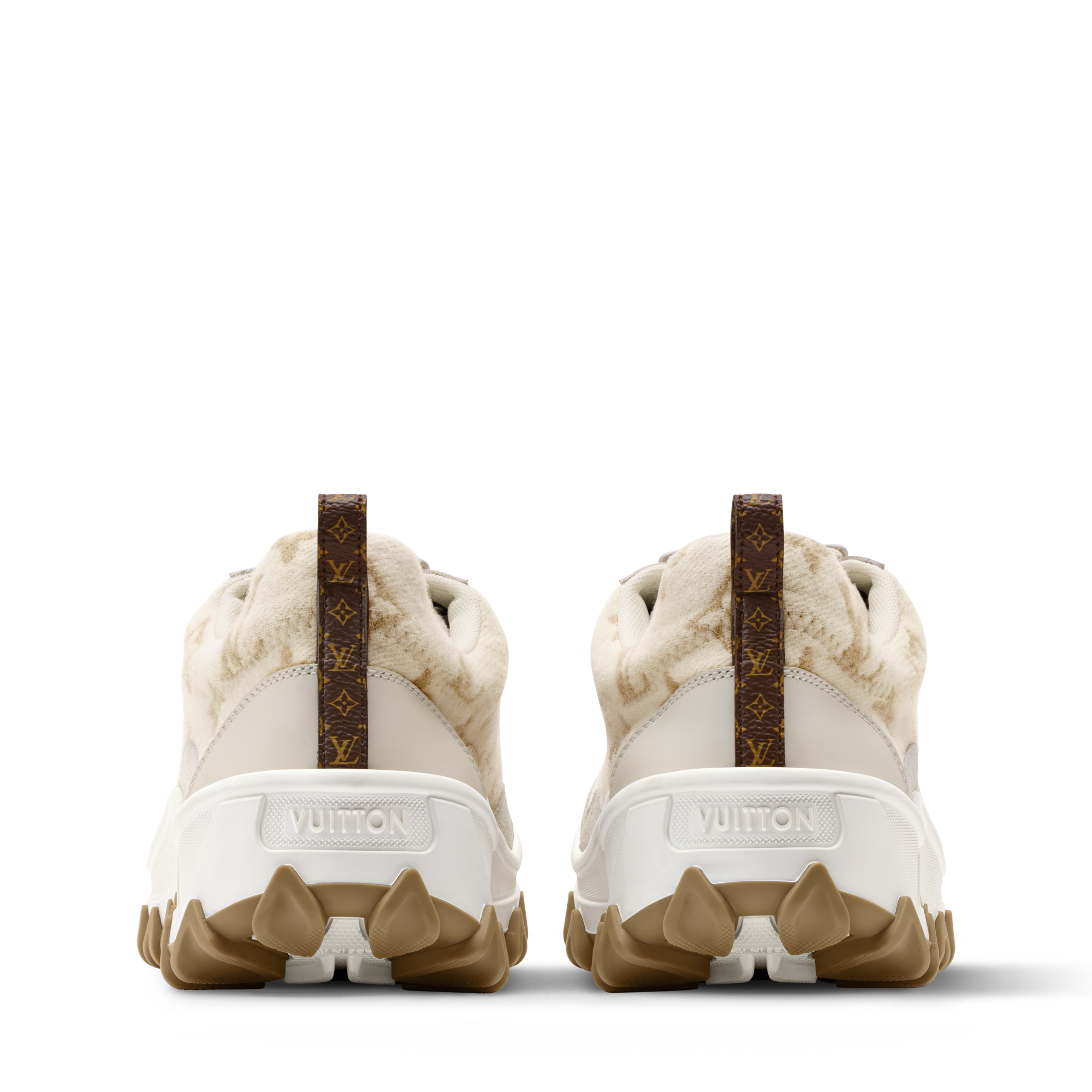  슈즈 스니커즈 LV 러시 익스플로러 스니커즈 | 루이비통 공식 온라인 스토어® (크게 보기)
