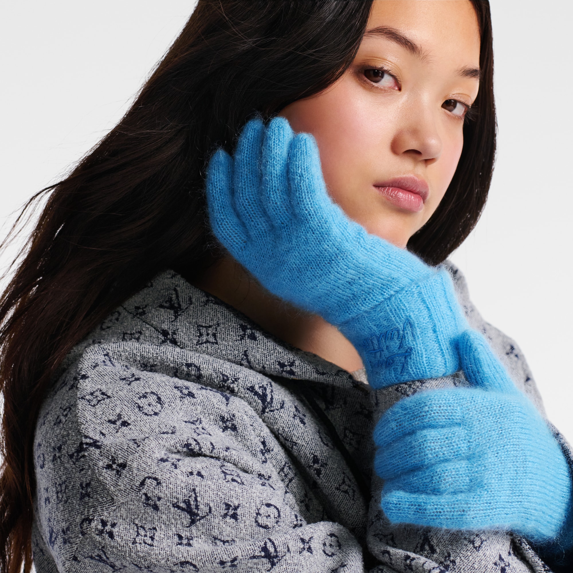 S00 액세서리 모자, 장갑 & 양말 LV 스크립트 글러브 | 루이비통 공식 온라인 스토어® (크게 보기)