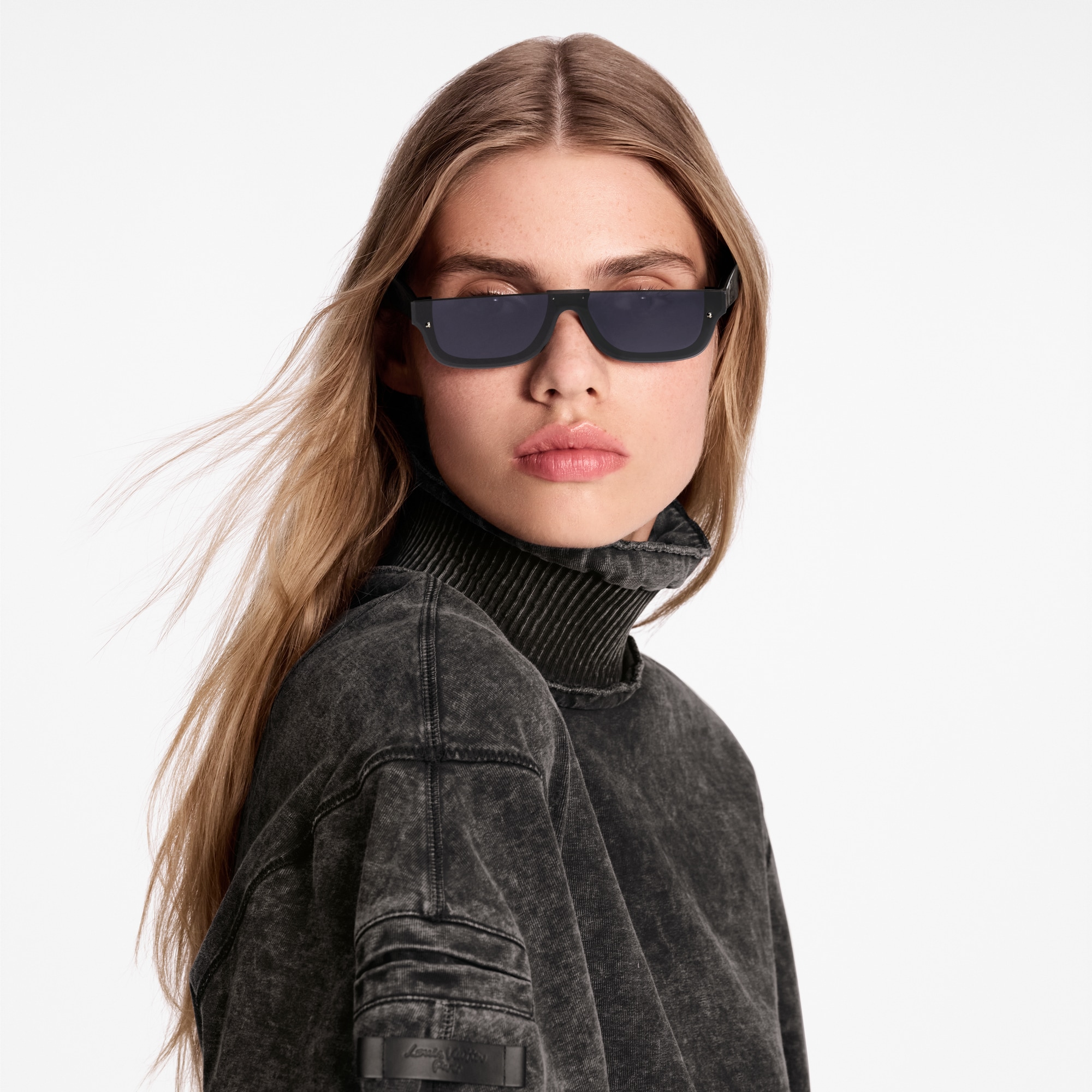 S00 액세서리 선글라스 LV 스크립트 렉탱글 선글라스 | 루이비통 공식 온라인 스토어® (크게 보기)