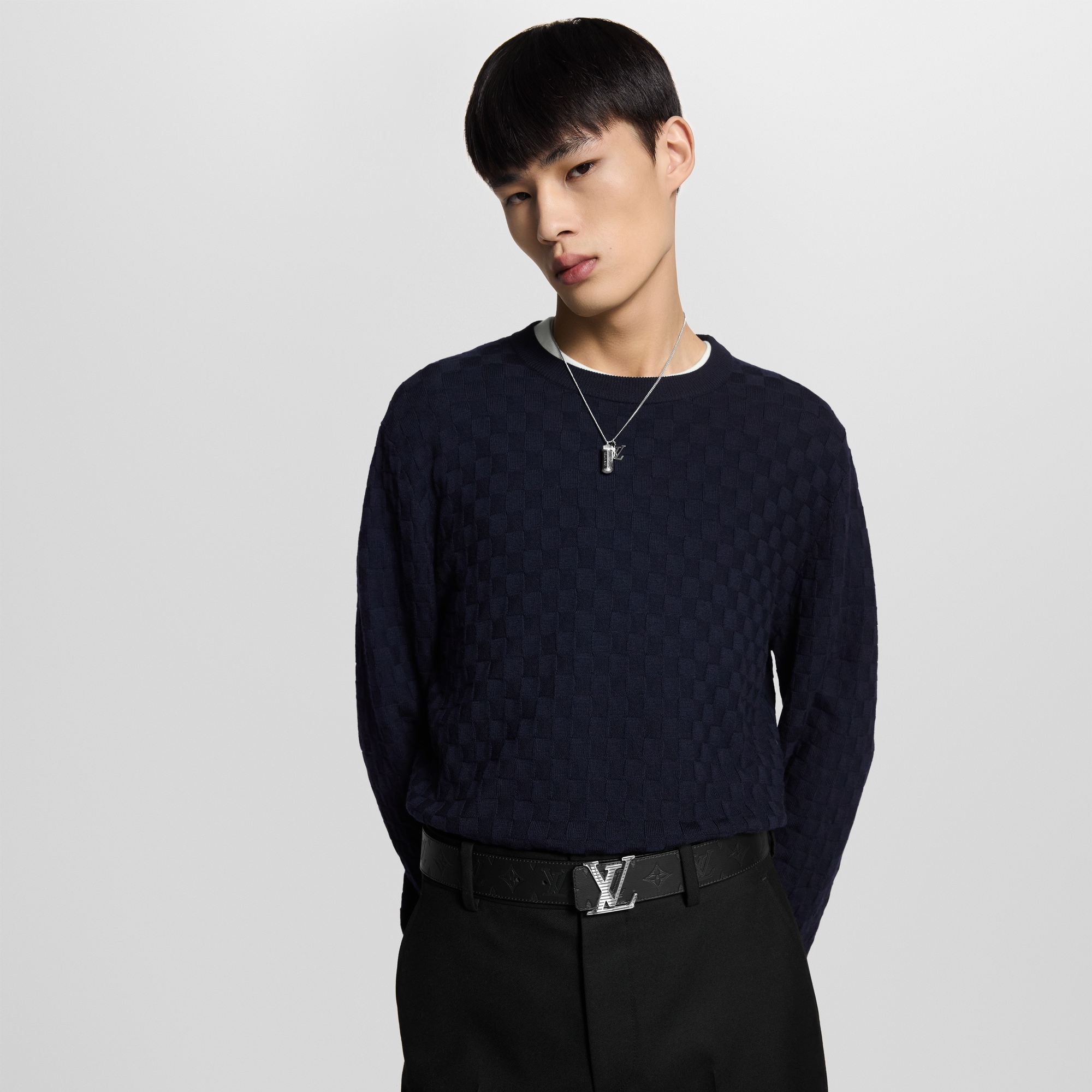  액세서리 벨트 LV 섀도우  40mm 리버서블 벨트 | 루이비통 공식 온라인 스토어® (크게 보기)