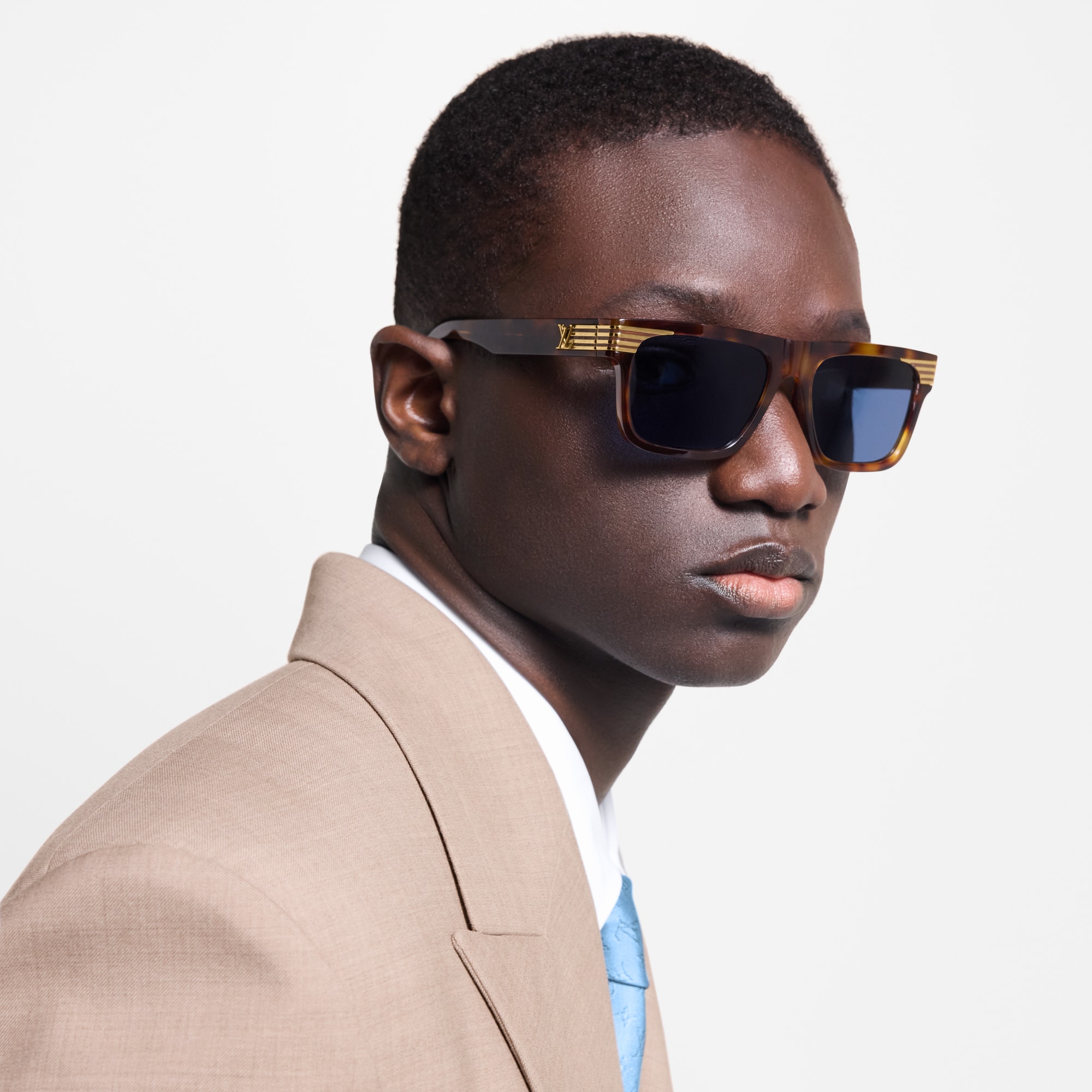 S00 액세서리 선글라스 LV 슬라이드 (LV Slide) 스퀘어 선글라스 | 루이비통 공식 온라인 스토어® (크게 보기)
