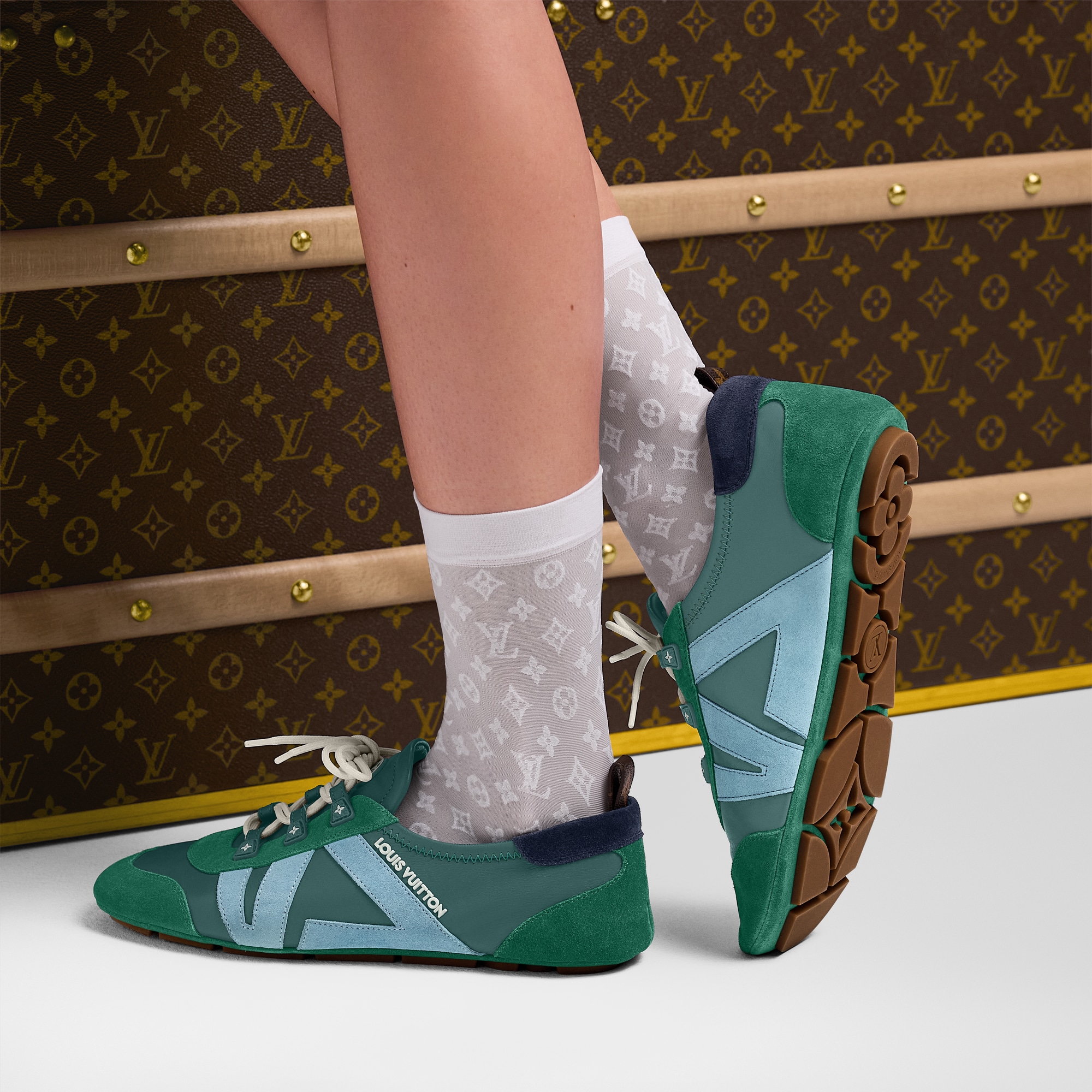  슈즈 스니커즈 LV 스니커리나 | 루이비통 공식 온라인 스토어® (크게 보기)