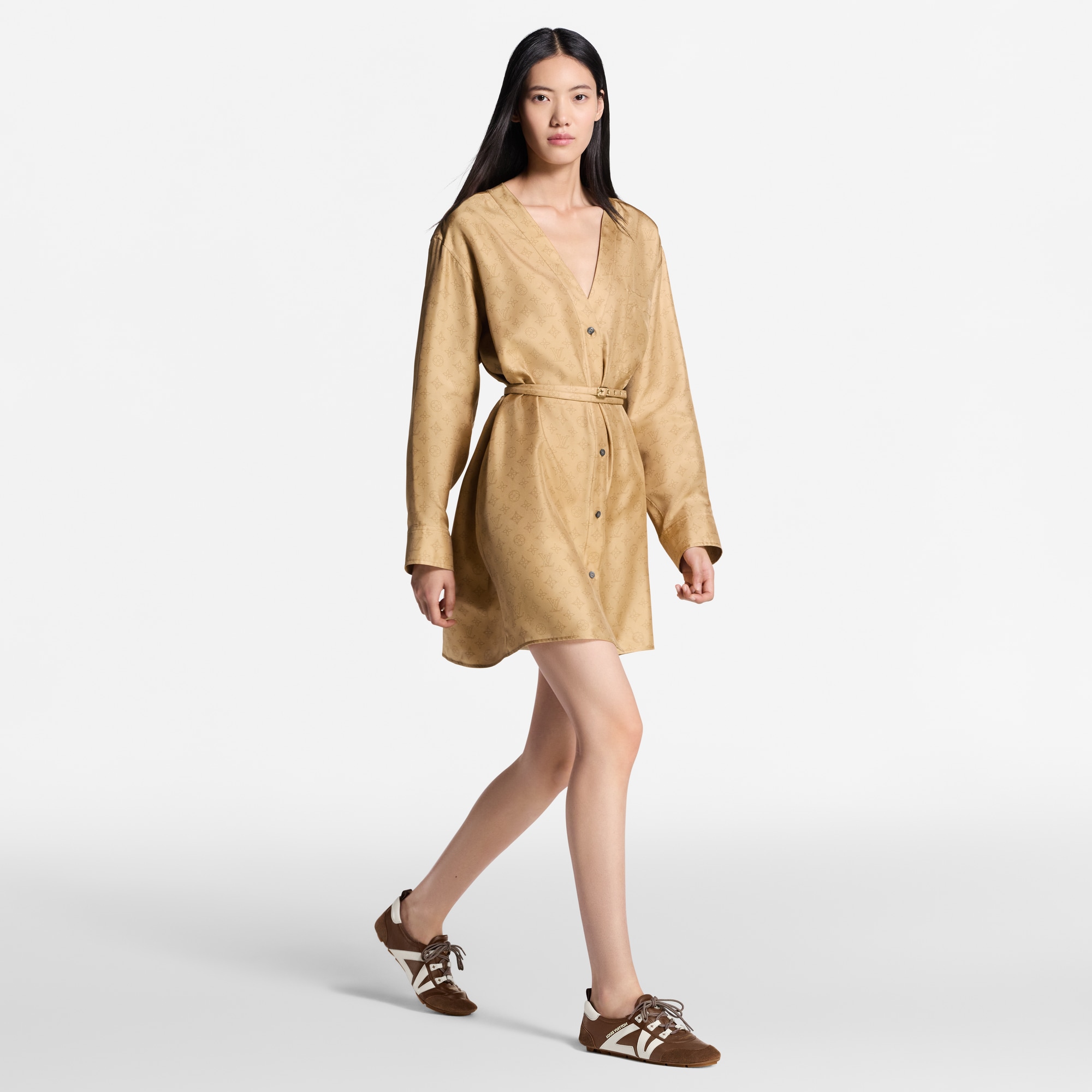  슈즈 스니커즈 LV 스니커리나 | 루이비통 공식 온라인 스토어® (크게 보기)