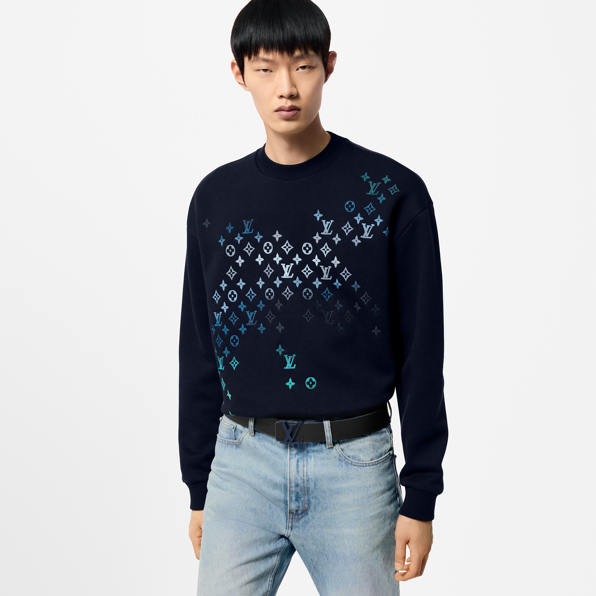 토뤼옹 액세서리 벨트 LV 토뤼옹 (LV Taurillon) 40mm 리버서블 벨트 | 루이비통 공식 온라인 스토어® (크게 보기)