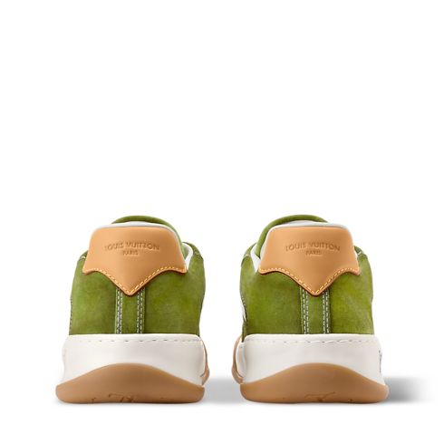 슈즈 스니커즈 LV 틸티드 스니커즈 | 루이비통 공식 온라인 스토어® (크게 보기)