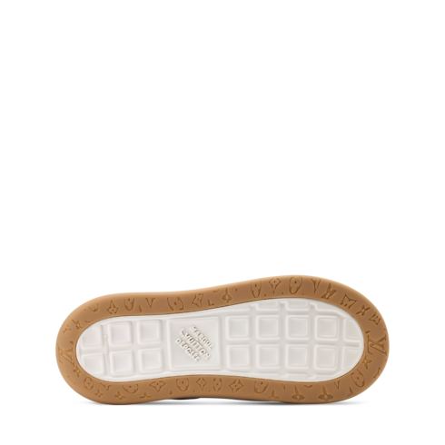 슈즈 스니커즈 LV 틸티드 스니커즈 | 루이비통 공식 온라인 스토어® (크게 보기)