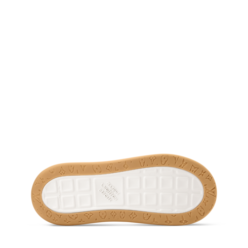 슈즈 스니커즈 LV 틸티드 스니커즈 | 루이비통 공식 온라인 스토어® (크게 보기)