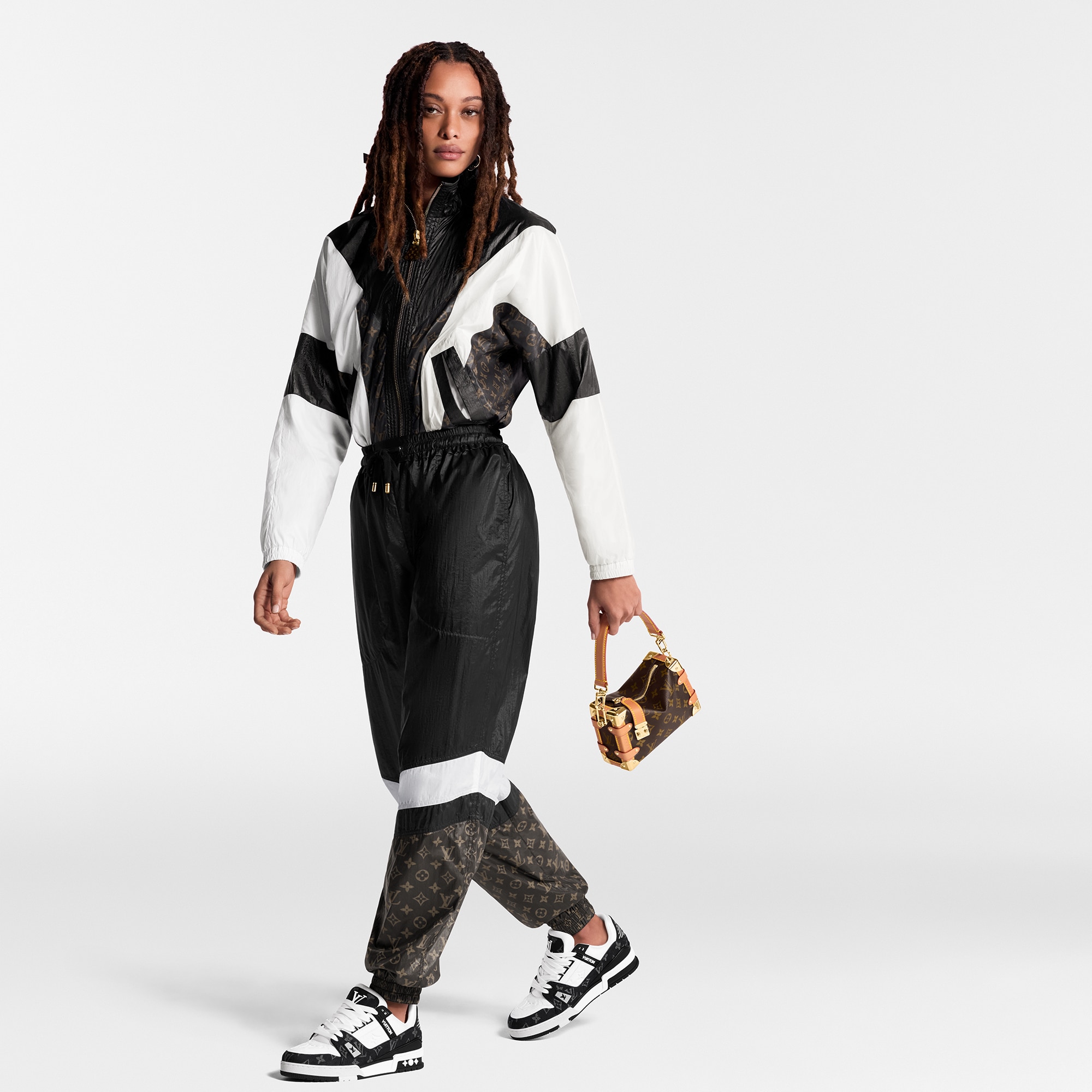  슈즈 스니커즈 LV 트레이너 스니커즈 | 루이비통 공식 온라인 스토어® (크게 보기)