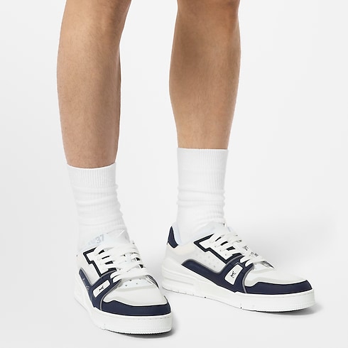 슈즈 스니커즈 LV 트레이너 스니커즈 | 루이비통 공식 온라인 스토어® (크게 보기)