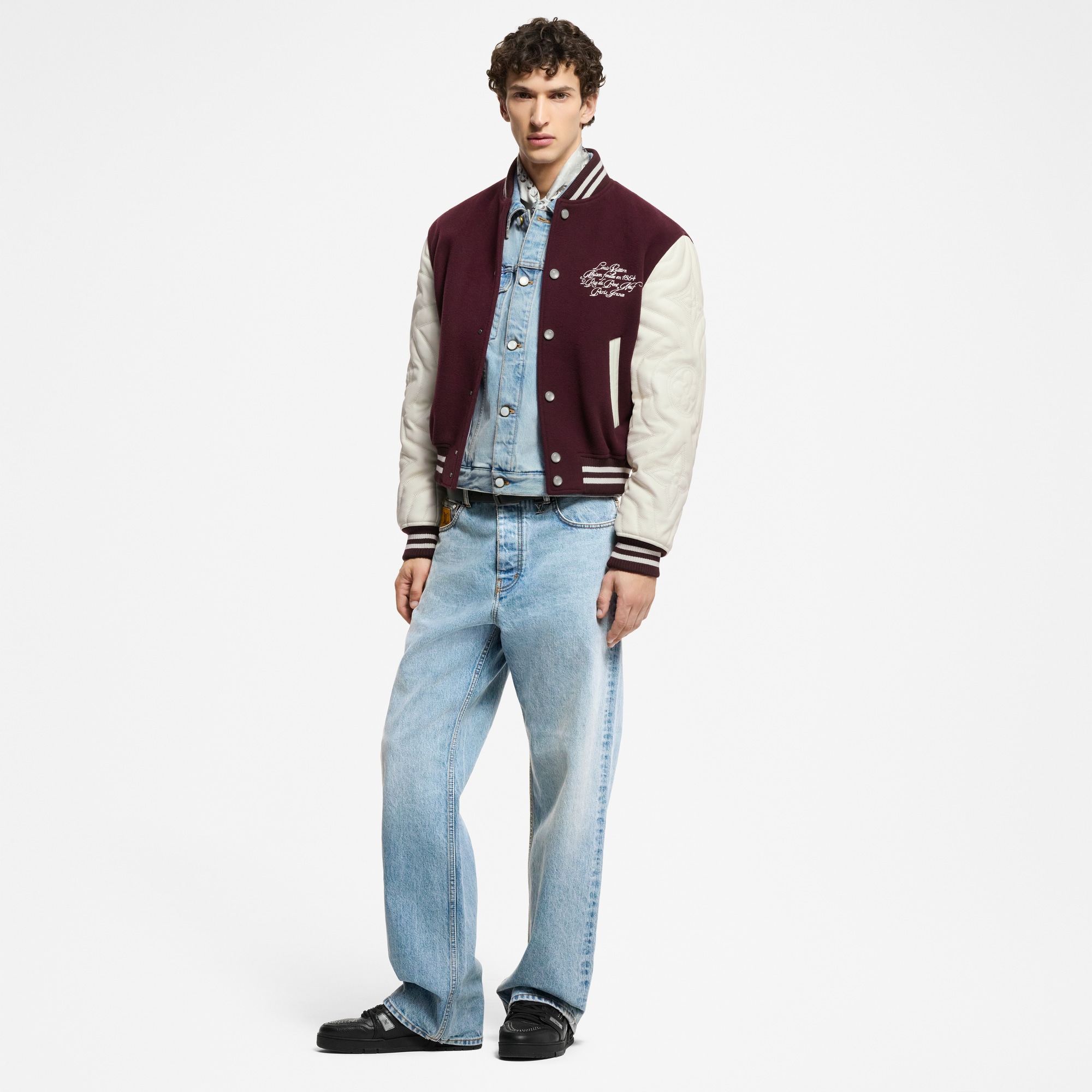  슈즈 스니커즈 LV 트레이너 스니커즈 | 루이비통 공식 온라인 스토어® (크게 보기)