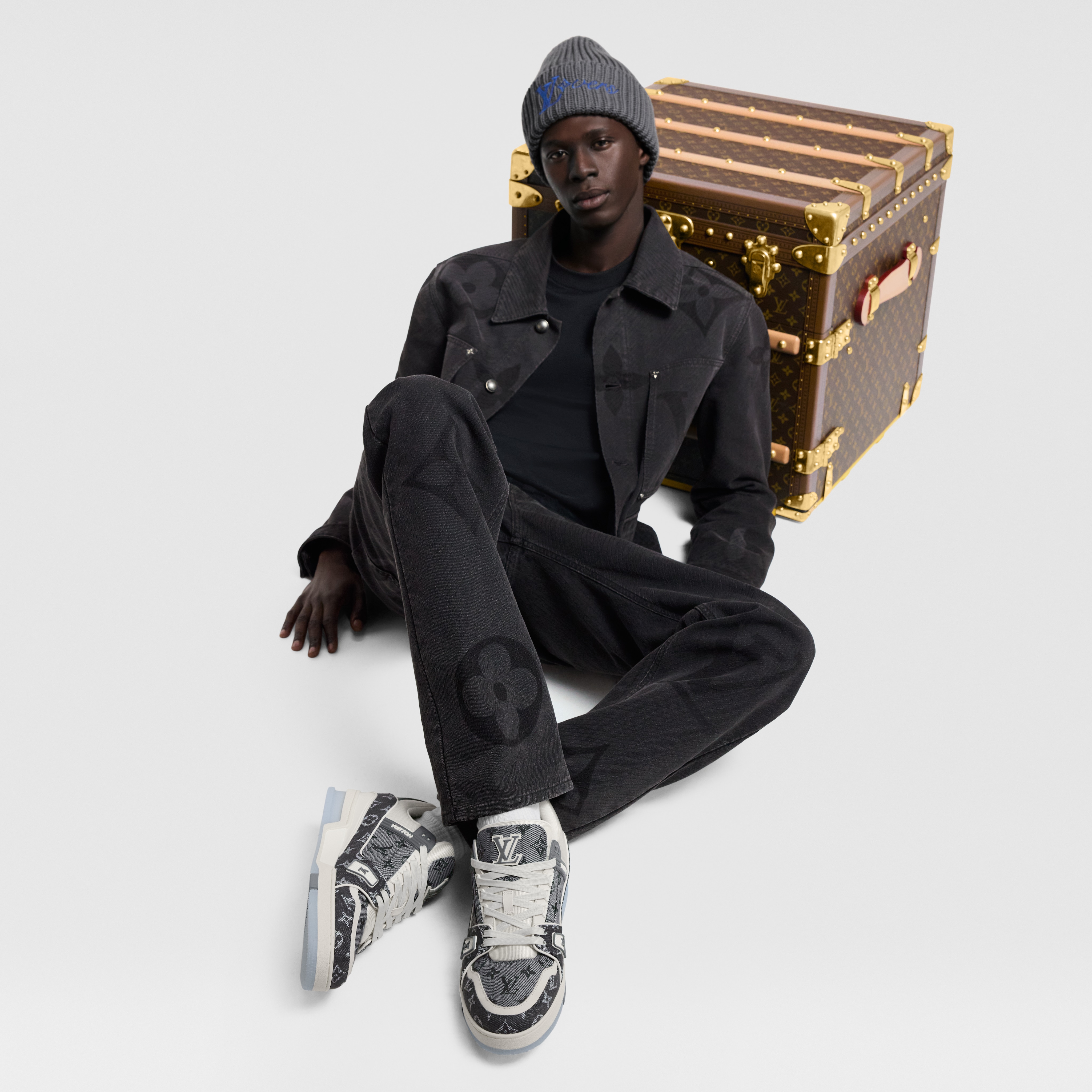  슈즈 스니커즈 LV 트레이너 스니커즈 | 루이비통 공식 온라인 스토어® (크게 보기)