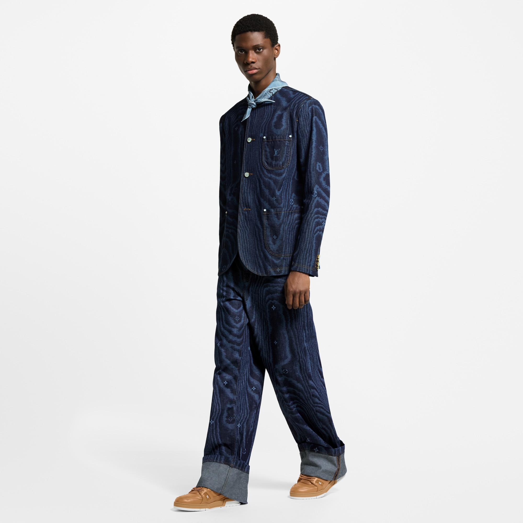  슈즈 스니커즈 LV 트레이너 스니커즈 | 루이비통 공식 온라인 스토어® (크게 보기)