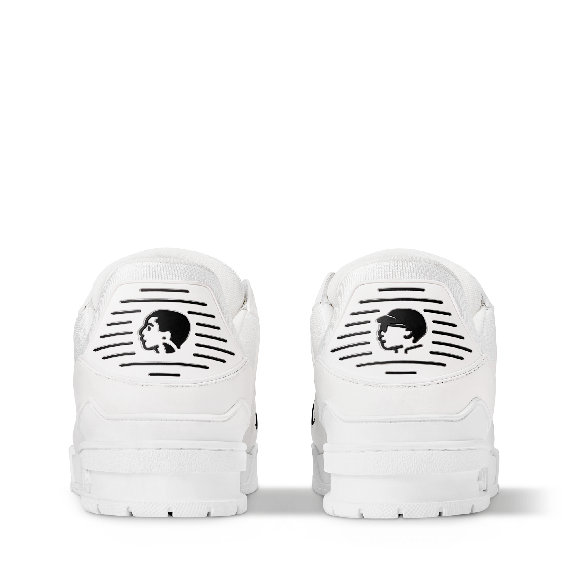  슈즈 스니커즈 LV 트레이너 스니커즈 | 루이비통 공식 온라인 스토어® (크게 보기)