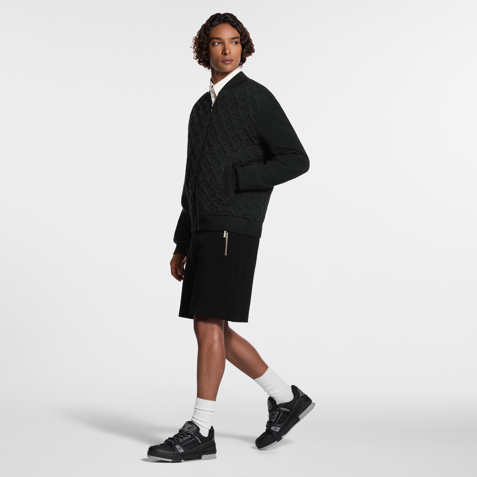  슈즈 스니커즈 LV 트레이너 스니커즈 | 루이비통 공식 온라인 스토어® (크게 보기)