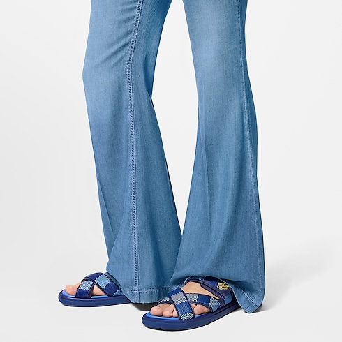 슈즈 샌들 LV 베니스 뮬 | 루이비통 공식 온라인 스토어® (크게 보기)