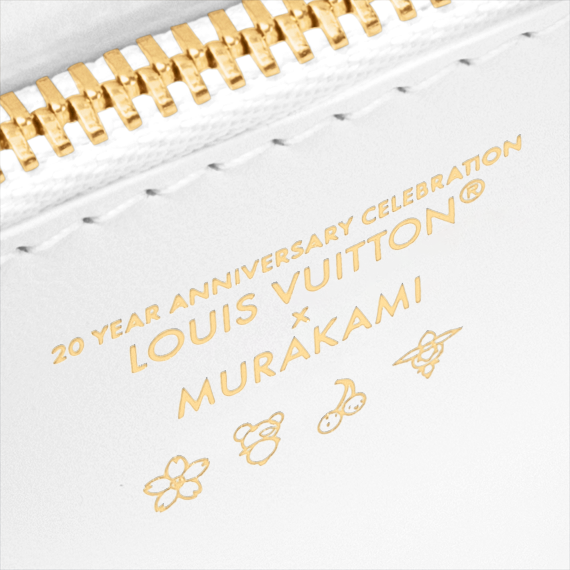 에피 여성 가방 LV 아이콘 LV x TM 트위스트 PM | 루이비통 공식 온라인 스토어® (크게 보기)