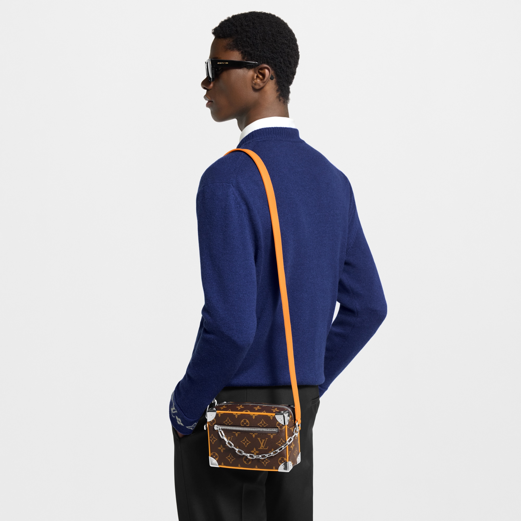 G73 남성 가방 신제품 미니 소프트 트렁크 | 루이비통 공식 온라인 스토어® (크게 보기)