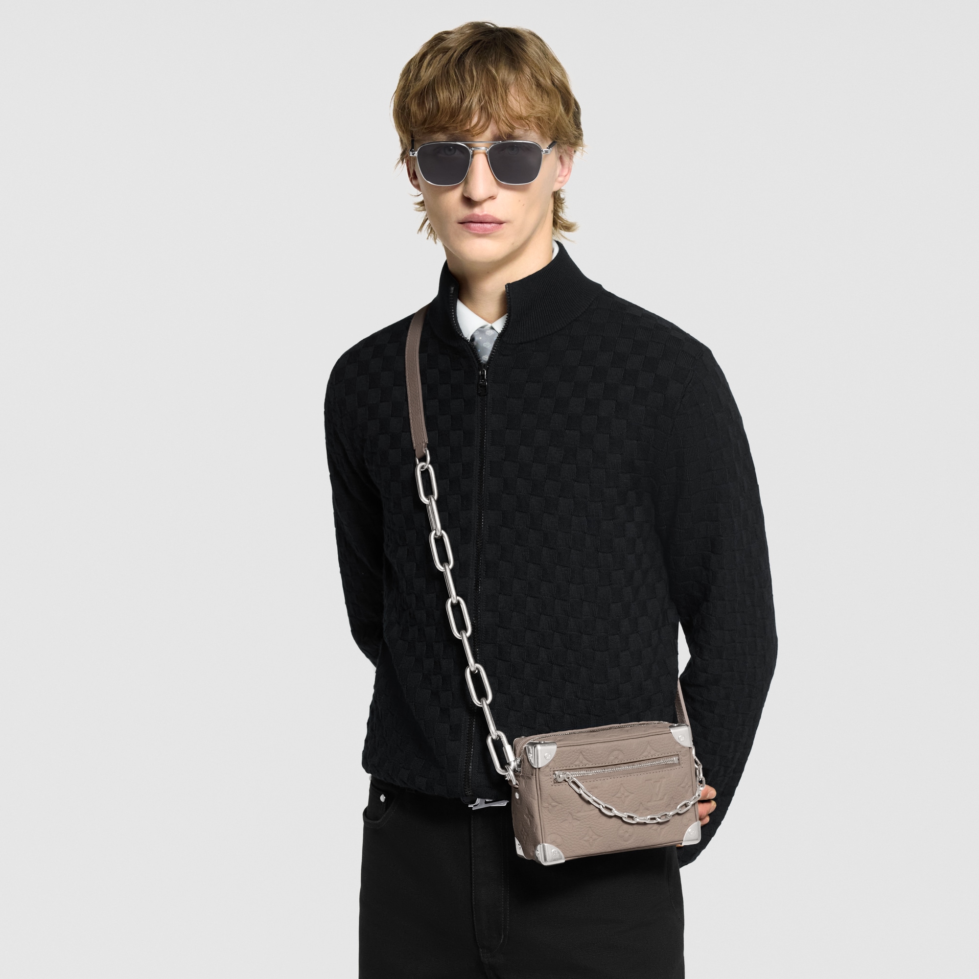 모노그램 토뤼옹 남성 가방 신제품 미니 소프트 트렁크 | 루이비통 공식 온라인 스토어® (크게 보기)