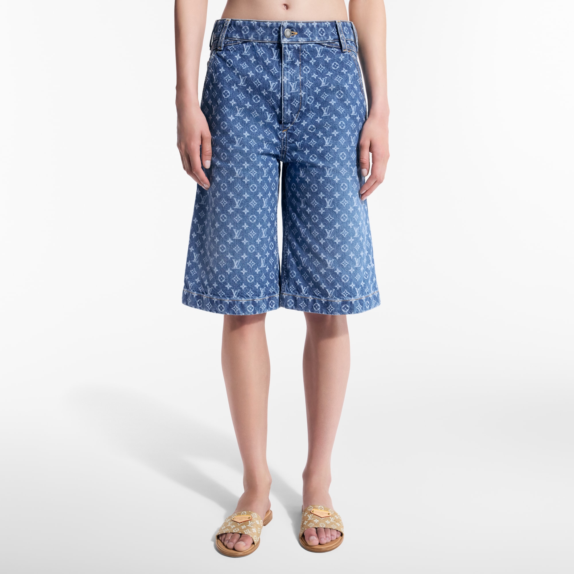  의류 스커트 & 쇼츠 모노그램 데님 버뮤다 쇼츠 | 루이비통 공식 온라인 스토어® (크게 보기)