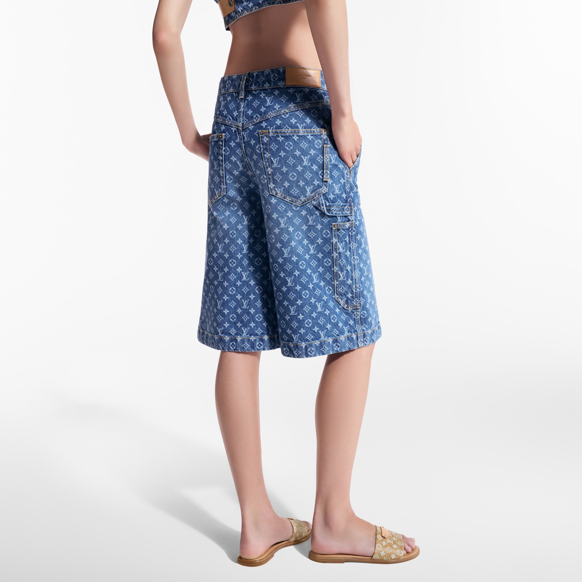  의류 스커트 & 쇼츠 모노그램 데님 버뮤다 쇼츠 | 루이비통 공식 온라인 스토어® (크게 보기)