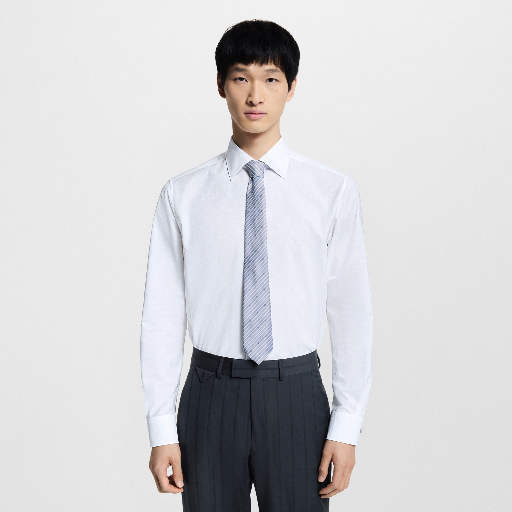  의류 셔츠 모노그램 롱 슬리브드 셔츠 | 루이비통 공식 온라인 스토어® (크게 보기)