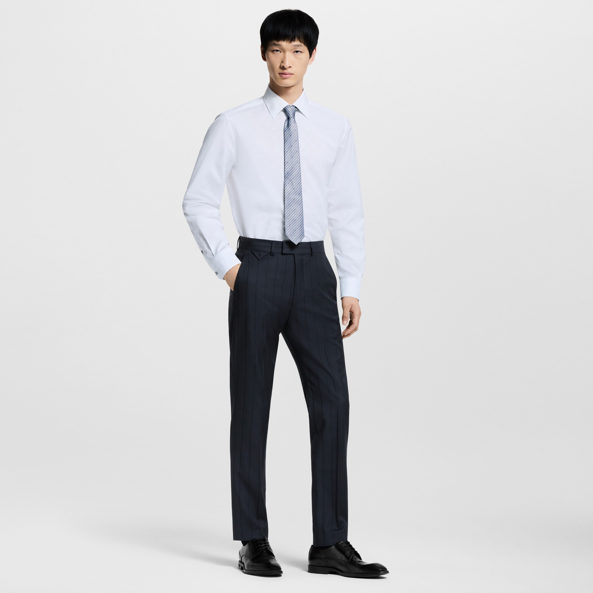  의류 셔츠 모노그램 롱 슬리브드 셔츠 | 루이비통 공식 온라인 스토어® (크게 보기)