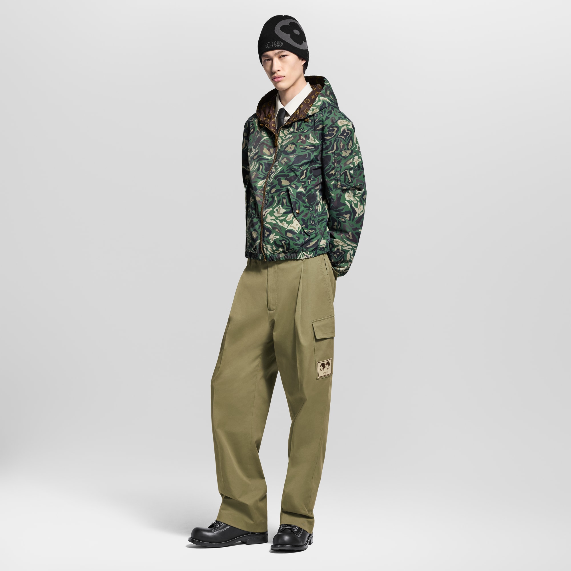  의류 아우터 & 코트 모노그램 리버서블 윈드브레이커 | 루이비통 공식 온라인 스토어® (크게 보기)