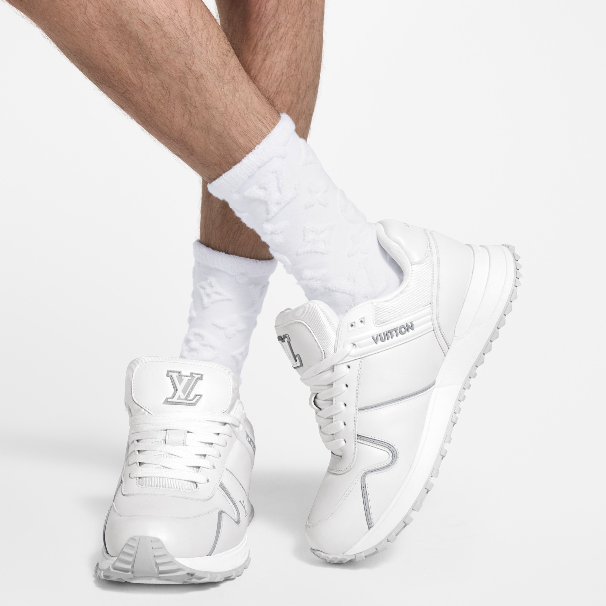 S00 액세서리 홈 텍스타일 모노그램 스폰지 (Monogram Sponge) 삭스 | 루이비통 공식 온라인 스토어® (크게 보기)