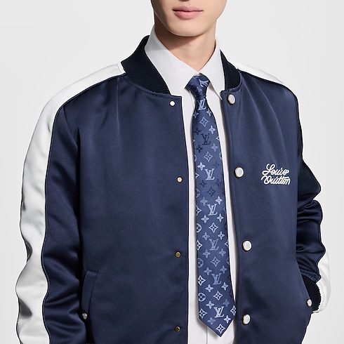 S00 액세서리 타이 & 포켓 스퀘어 모노그램 서플러스 (Monogram Surplus) 타이 | 루이비통 공식 온라인 스토어® (크게 보기)