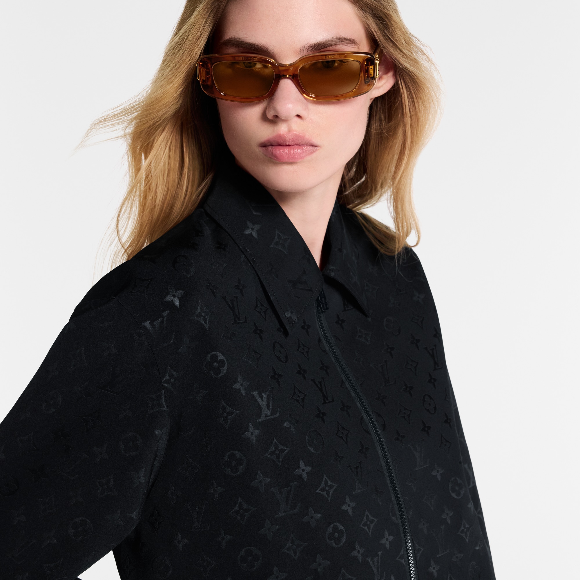  의류 코트 & 재킷 모노그램 집업 재킷 | 루이비통 공식 온라인 스토어® (크게 보기)