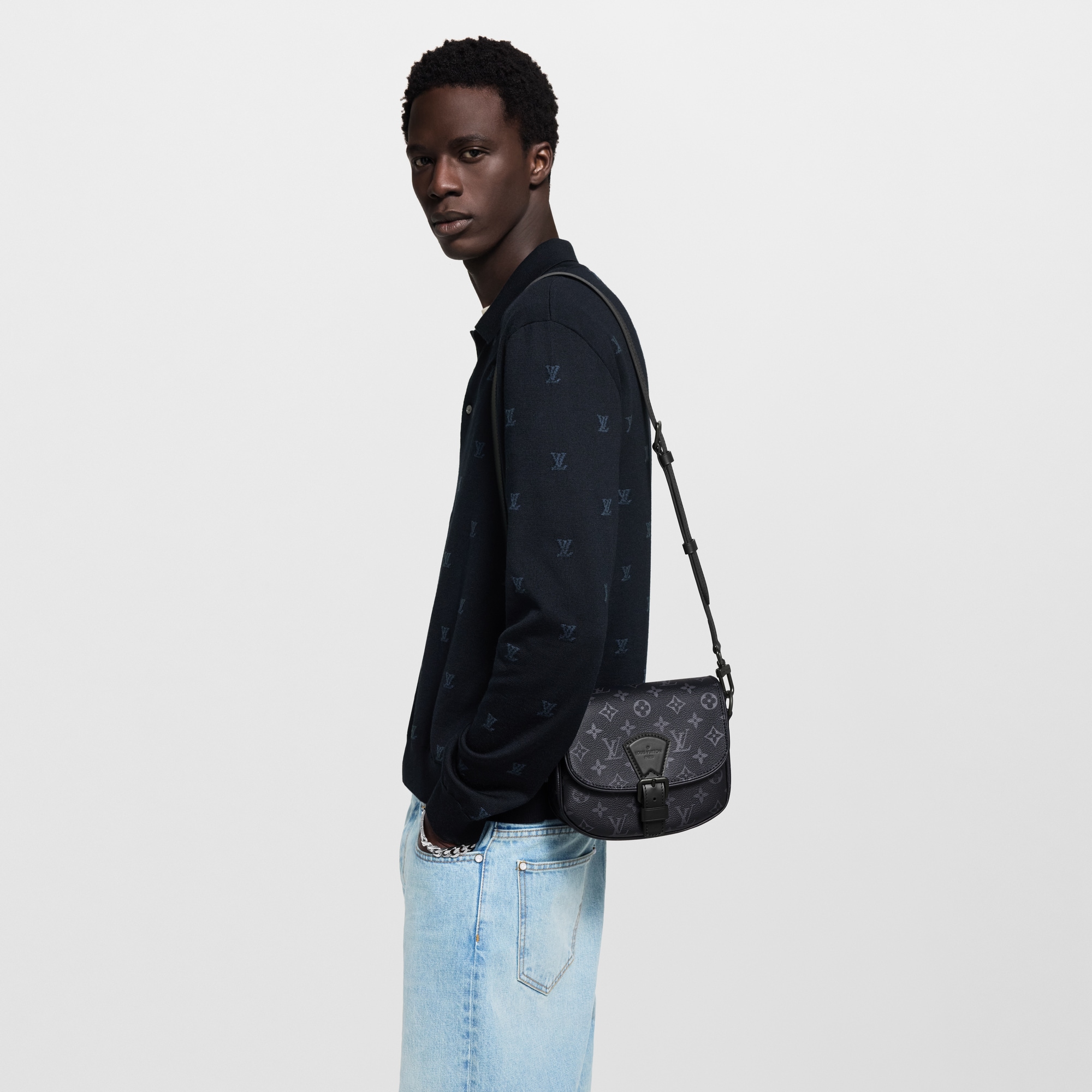 모노그램 이클립스 남성 가방 신제품 몽수리 메신저 PM | 루이비통 공식 온라인 스토어® (크게 보기)