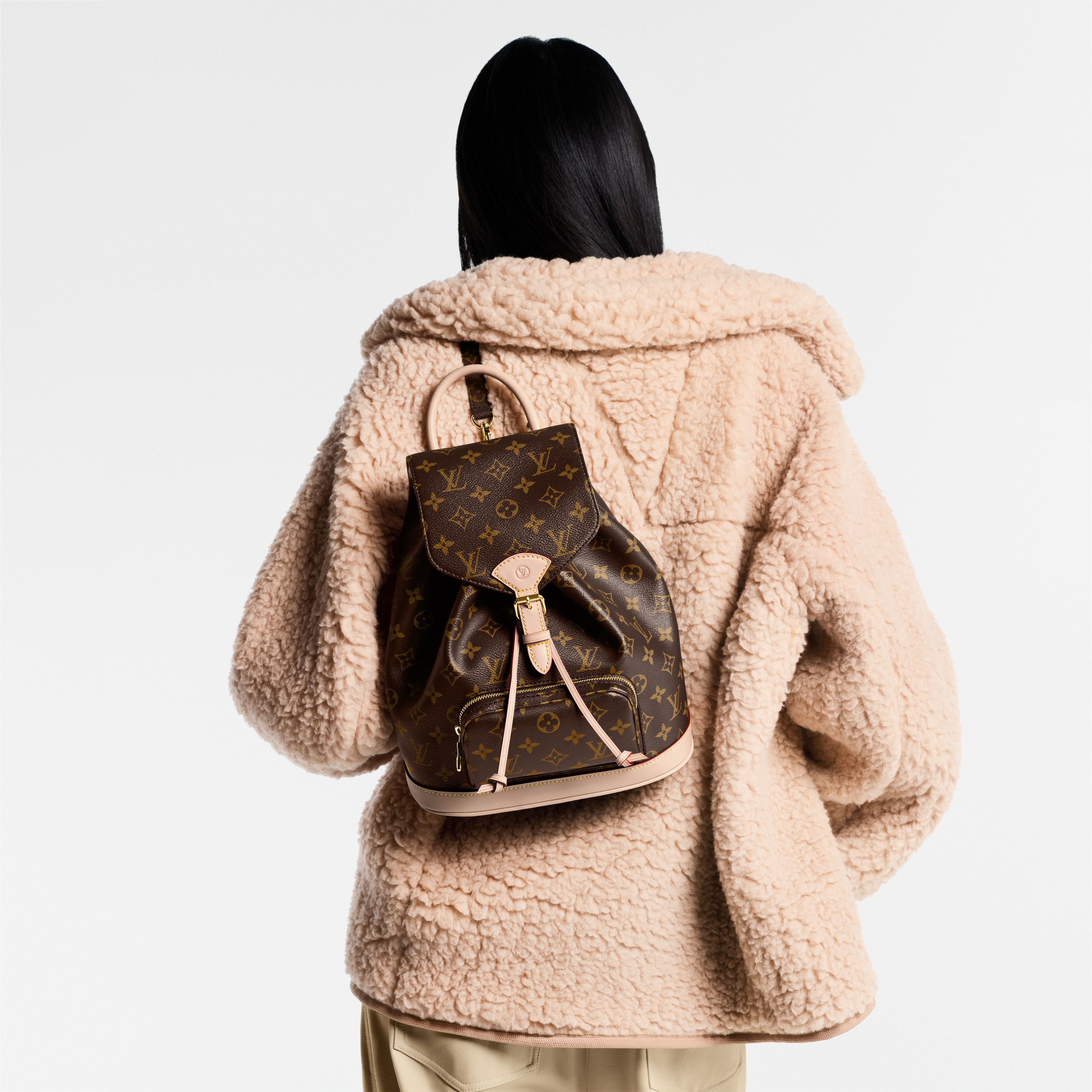 모노그램 핸드백 핸드백 전체 보기 몽수리 PM | 루이비통 공식 온라인 스토어® (크게 보기)