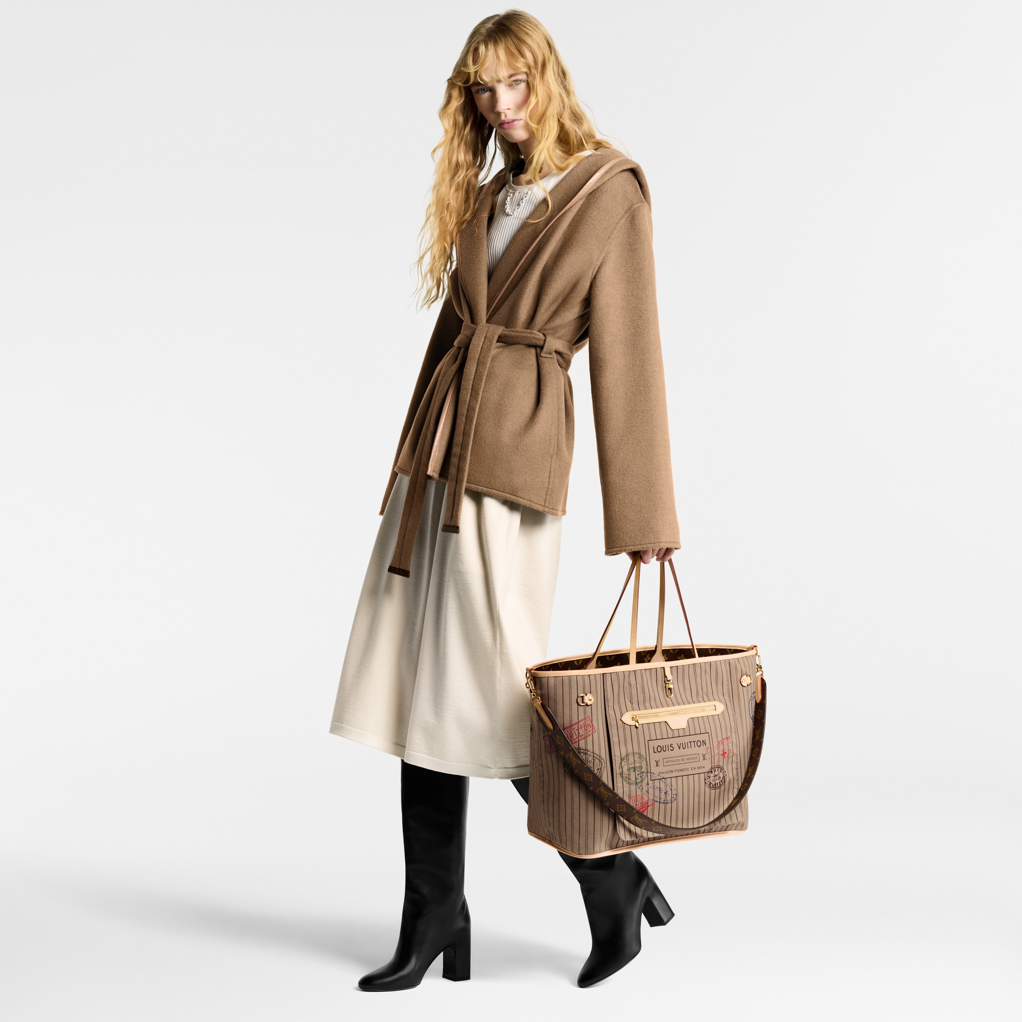 모노그램 여성 가방 LV 아이콘 네버풀 반둘리에 인사이드 아웃 GM | 루이비통 공식 온라인 스토어® (크게 보기)