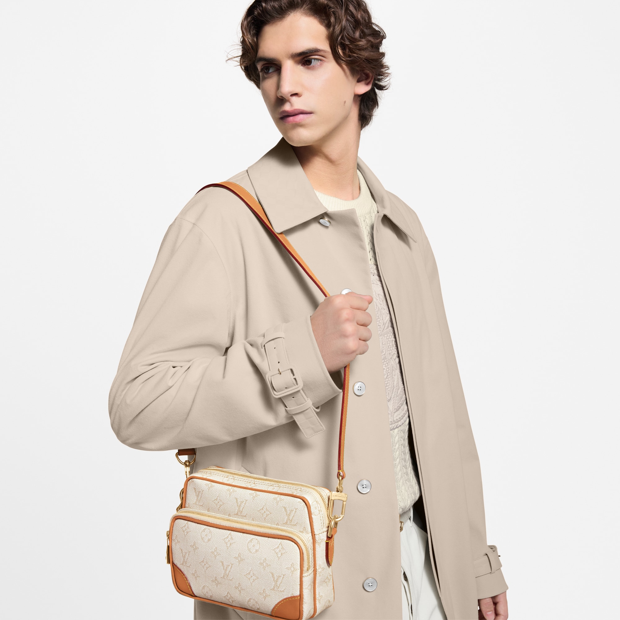 monogram_other 여성 가방 신제품 닐 | 루이비통 공식 온라인 스토어® (크게 보기)