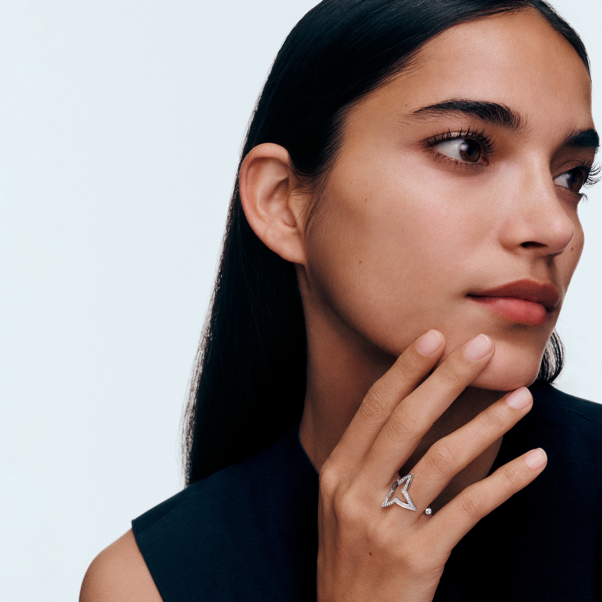  카테고리 반지 옹브레 블라썸 오픈 반지, 화이트 골드와 다이아몬드 | 루이비통 공식 온라인 스토어® (크게 보기)