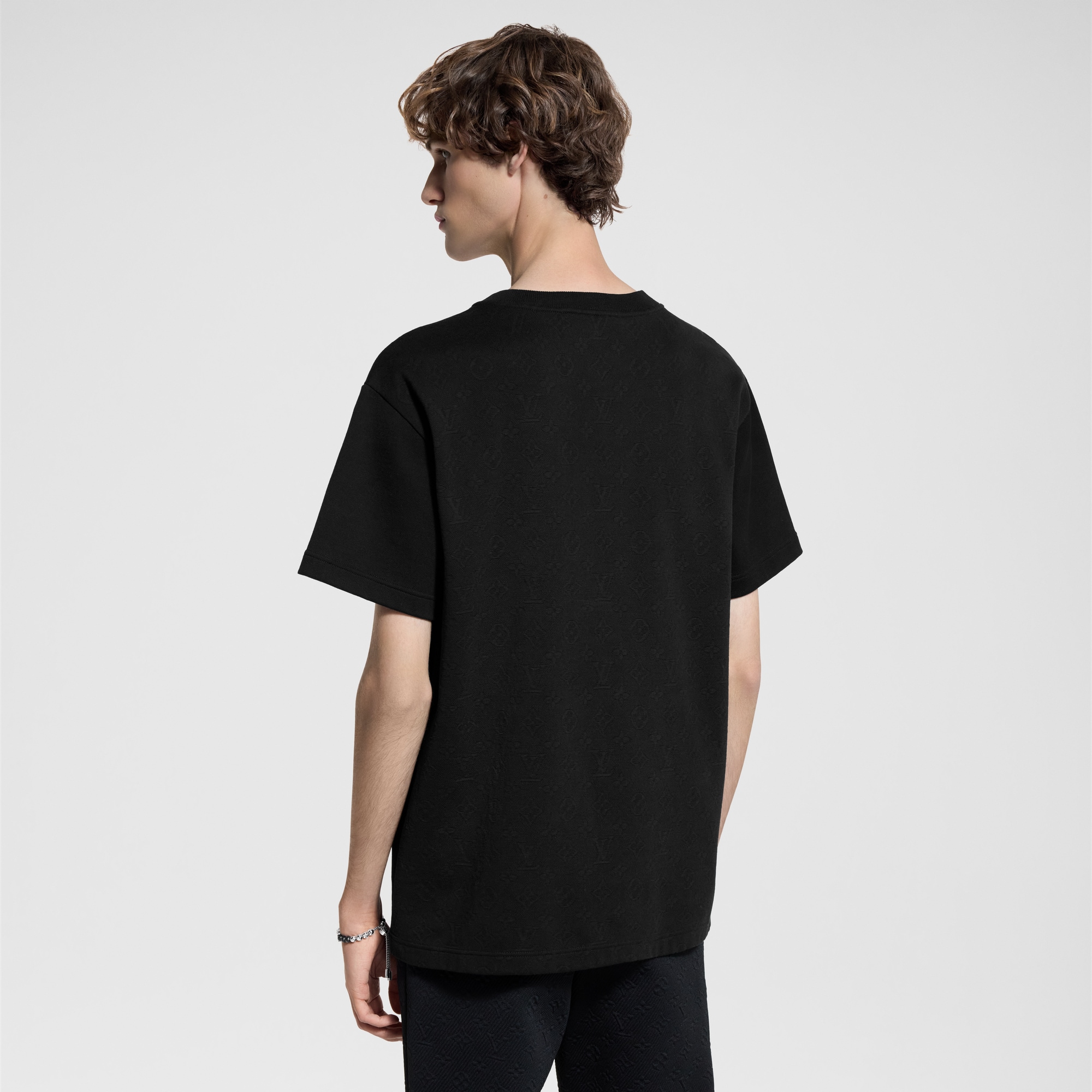  의류 티셔츠 & 폴로 피케 코튼 티셔츠 | 루이비통 공식 온라인 스토어® (크게 보기)