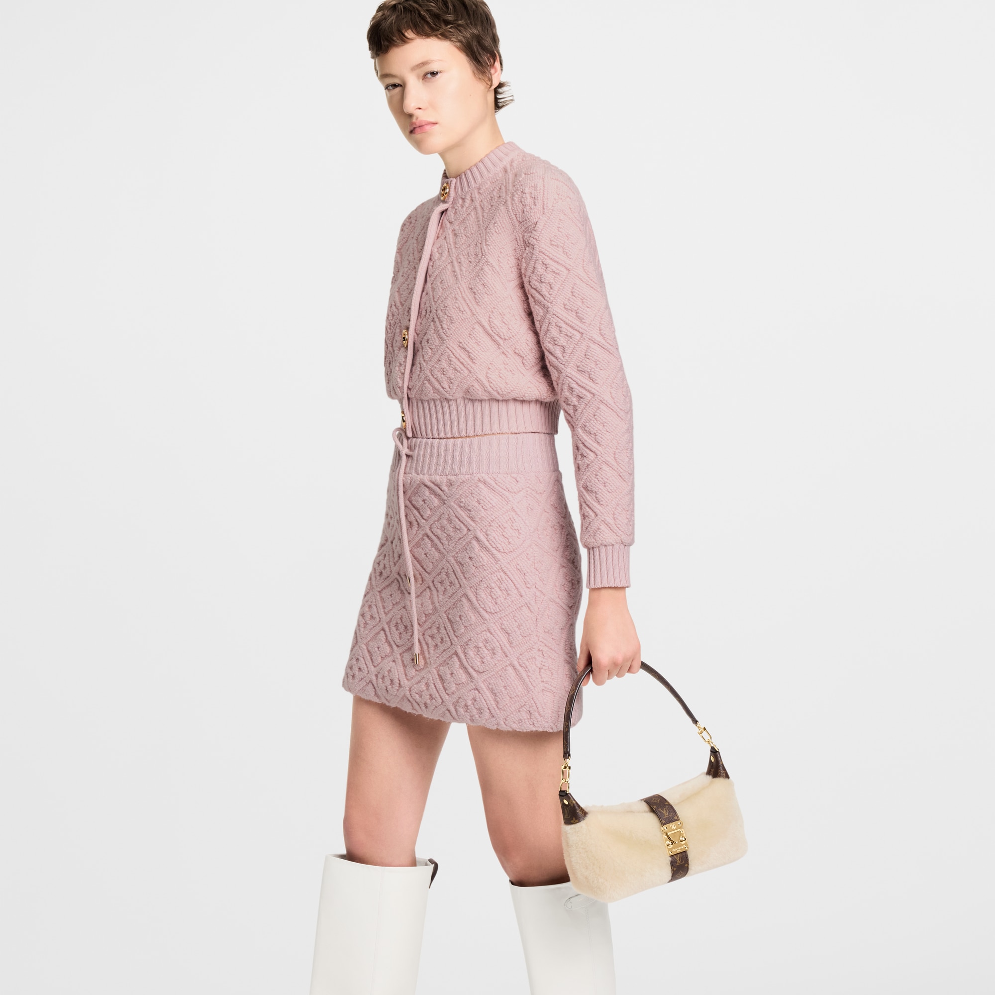  여성 지갑 & 미니백 미니백 포쉐트 미아 | 루이비통 공식 온라인 스토어® (크게 보기)