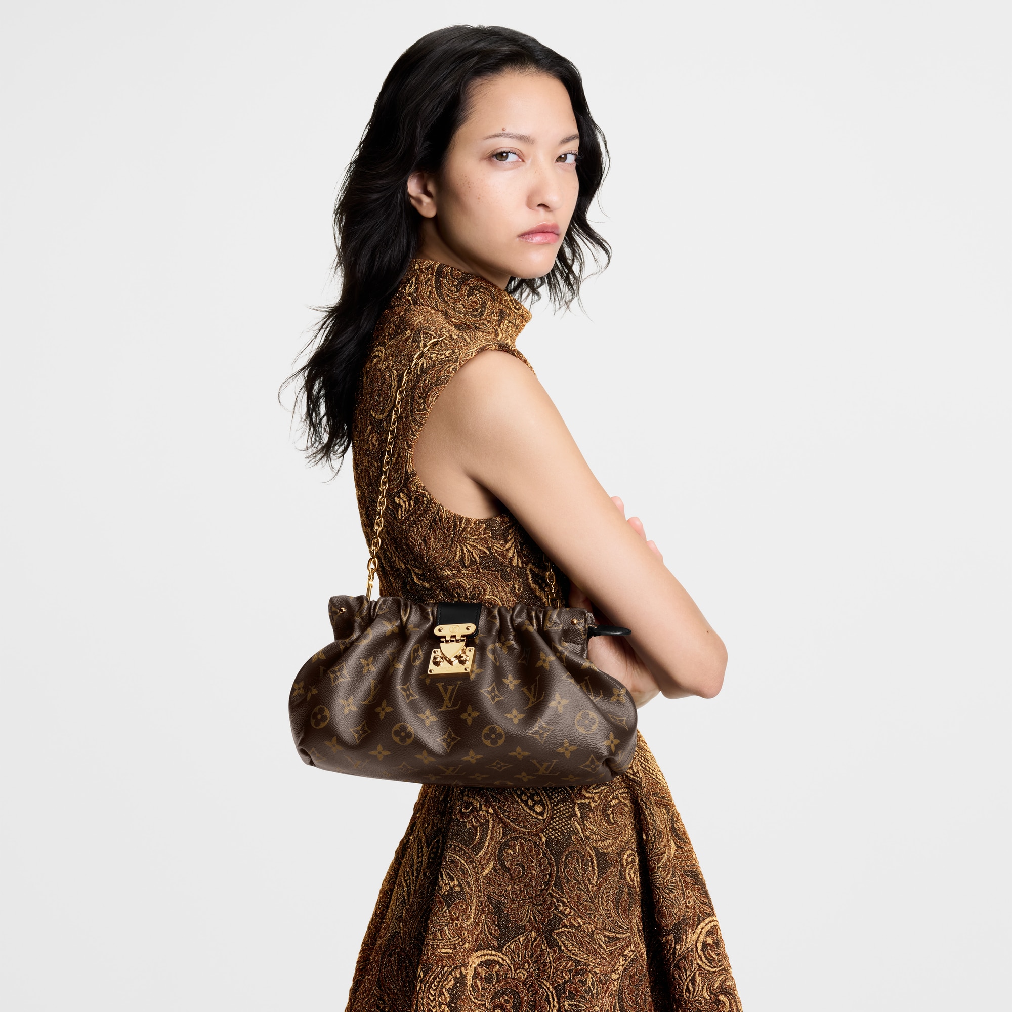 모노그램 핸드백 핸드백 전체 보기 포쉐트 슬링 PM (Pochette Sling PM) | 루이비통 공식 온라인 스토어® (크게 보기)