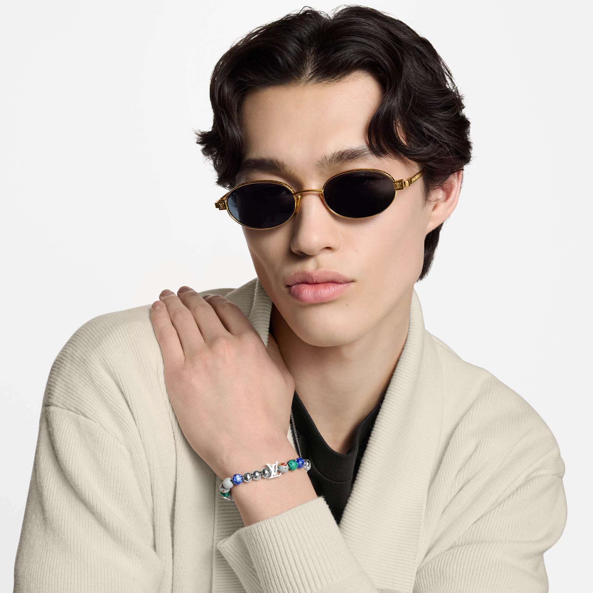 S00 패션 주얼리 팔찌 리사이클드 모노그램 비즈 (Monogram Beads) 팔찌 | 루이비통 공식 온라인 스토어® (크게 보기)