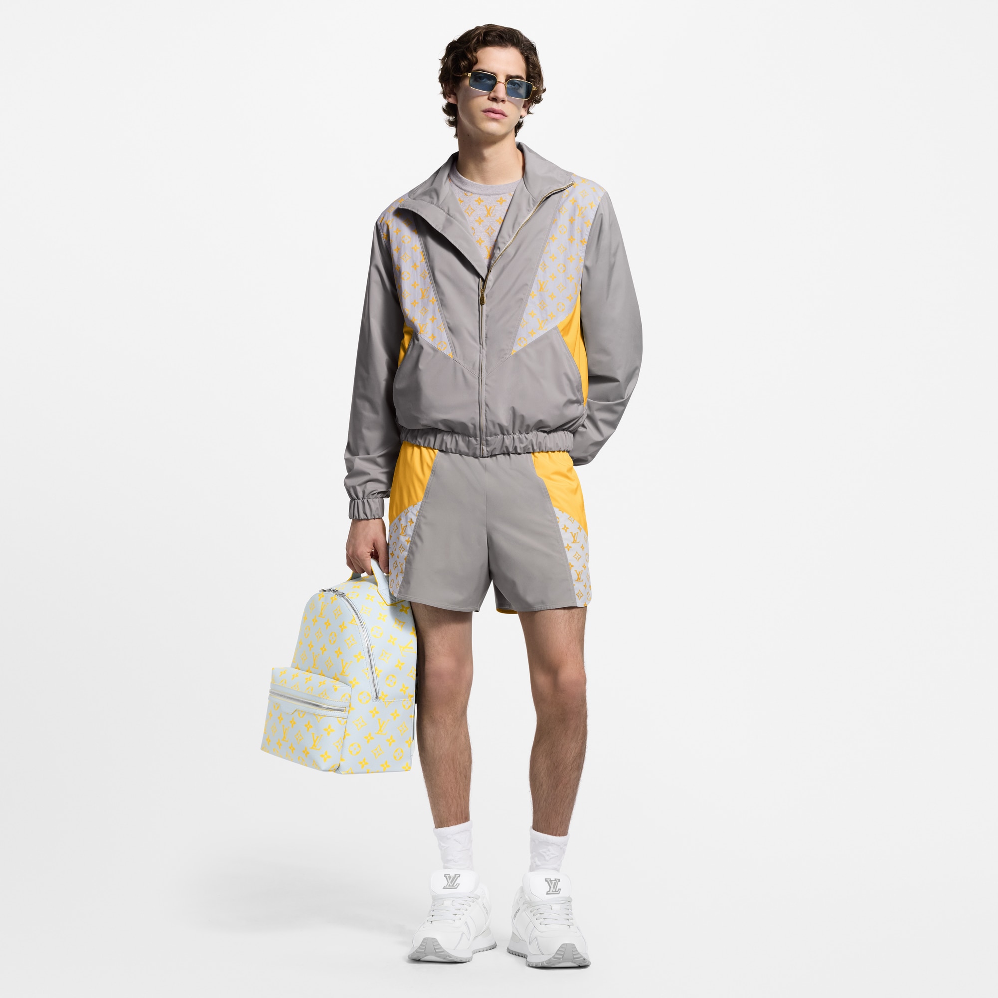  슈즈 스니커즈 런 어웨이 맥시 스니커즈 | 루이비통 공식 온라인 스토어® (크게 보기)