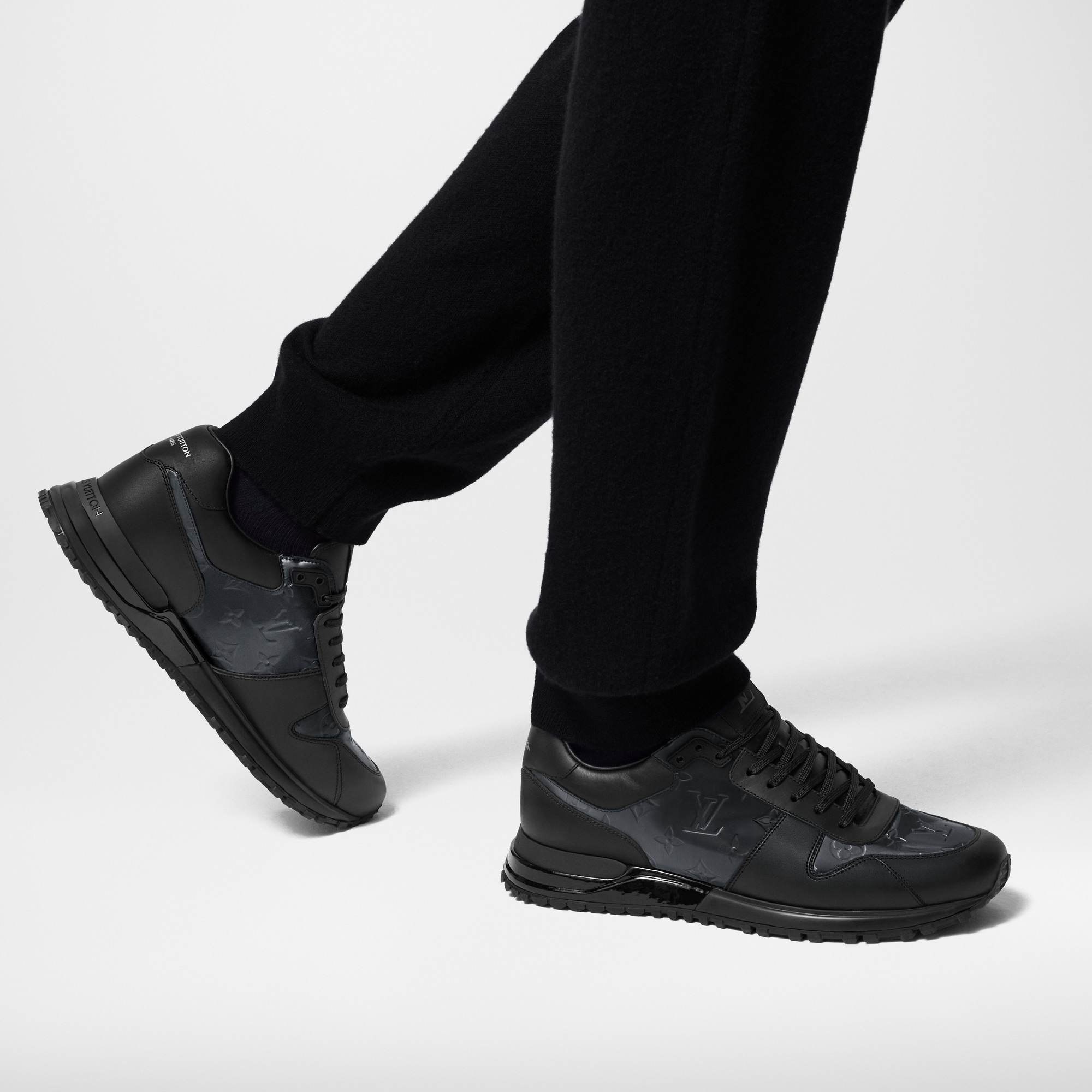  슈즈 슈즈 전체 보기 런 어웨이 스니커즈 | 루이비통 공식 온라인 스토어® (크게 보기)