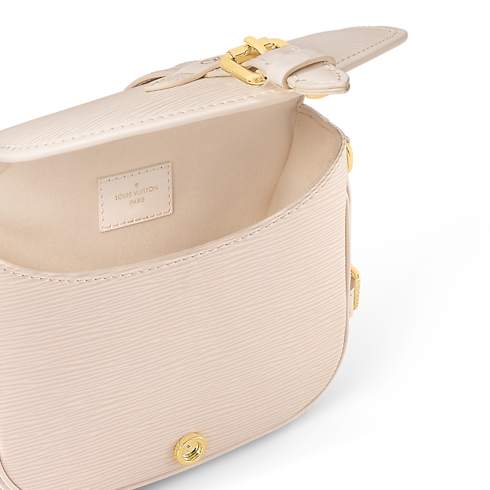 에피 핸드백 All Collections 소뮈르 BB | 루이비통 공식 온라인 스토어® (크게 보기)