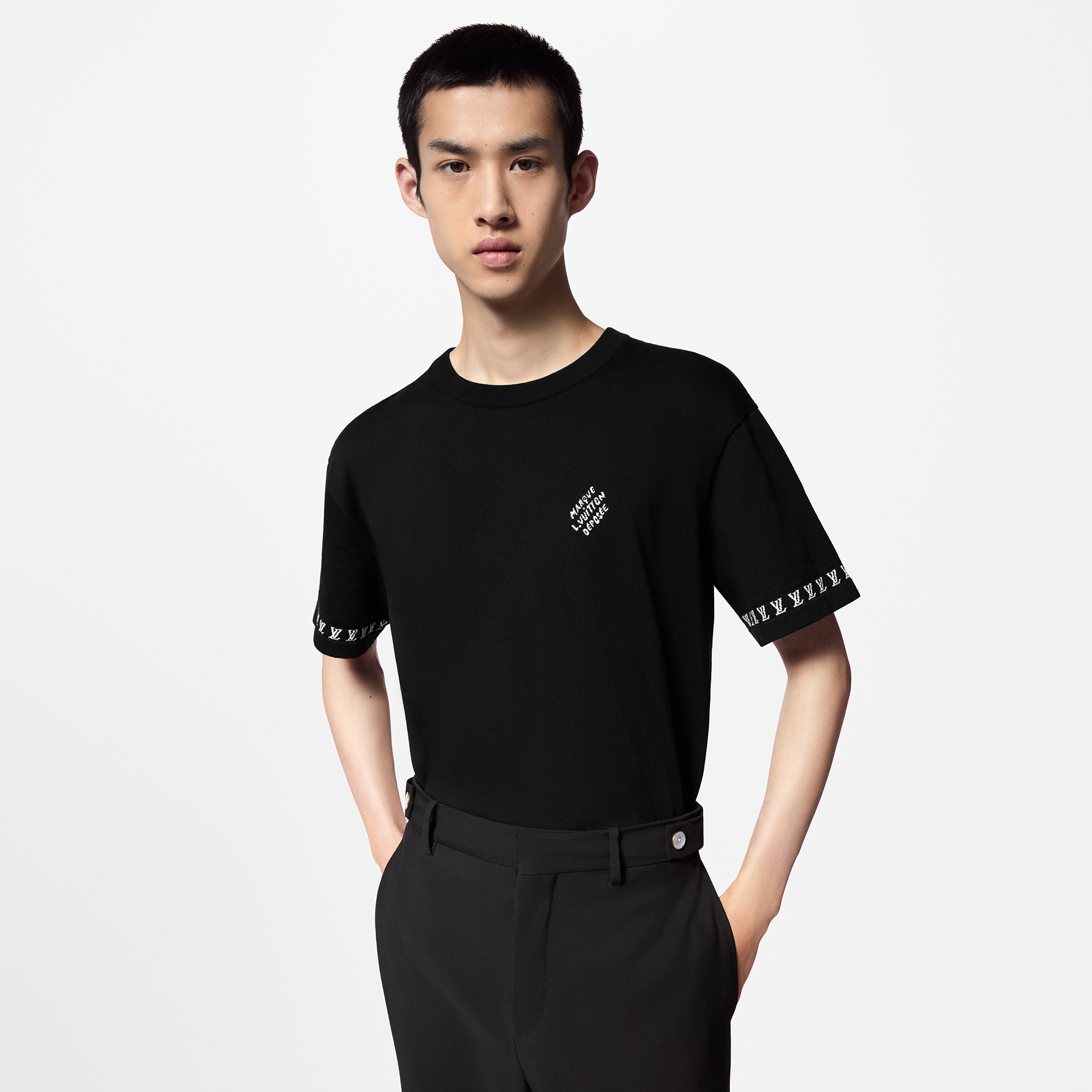  의류 니트 & 스웨트 셔츠 쇼트 슬리브드 코튼 크루넥 | 루이비통 공식 온라인 스토어® (크게 보기)