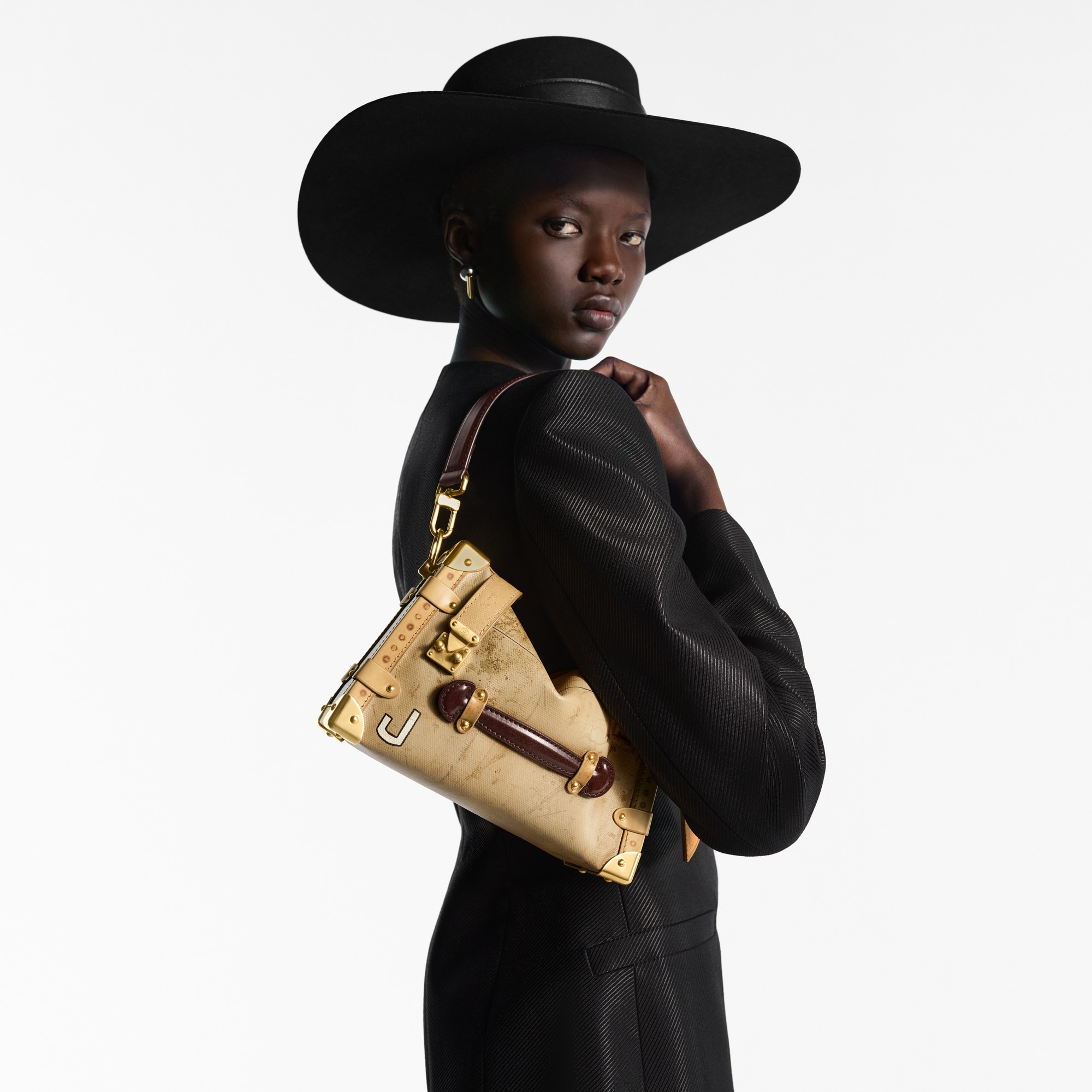 기타 모노그램 캔버스 핸드백 핸드백 전체 보기 사이드 트렁크 MM | 루이비통 공식 온라인 스토어® (크게 보기)